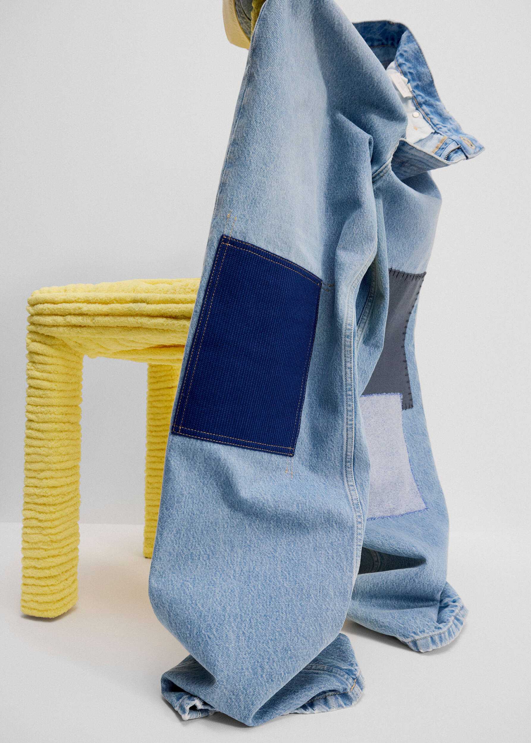 Zine Embroidered Patch Jeans - 11