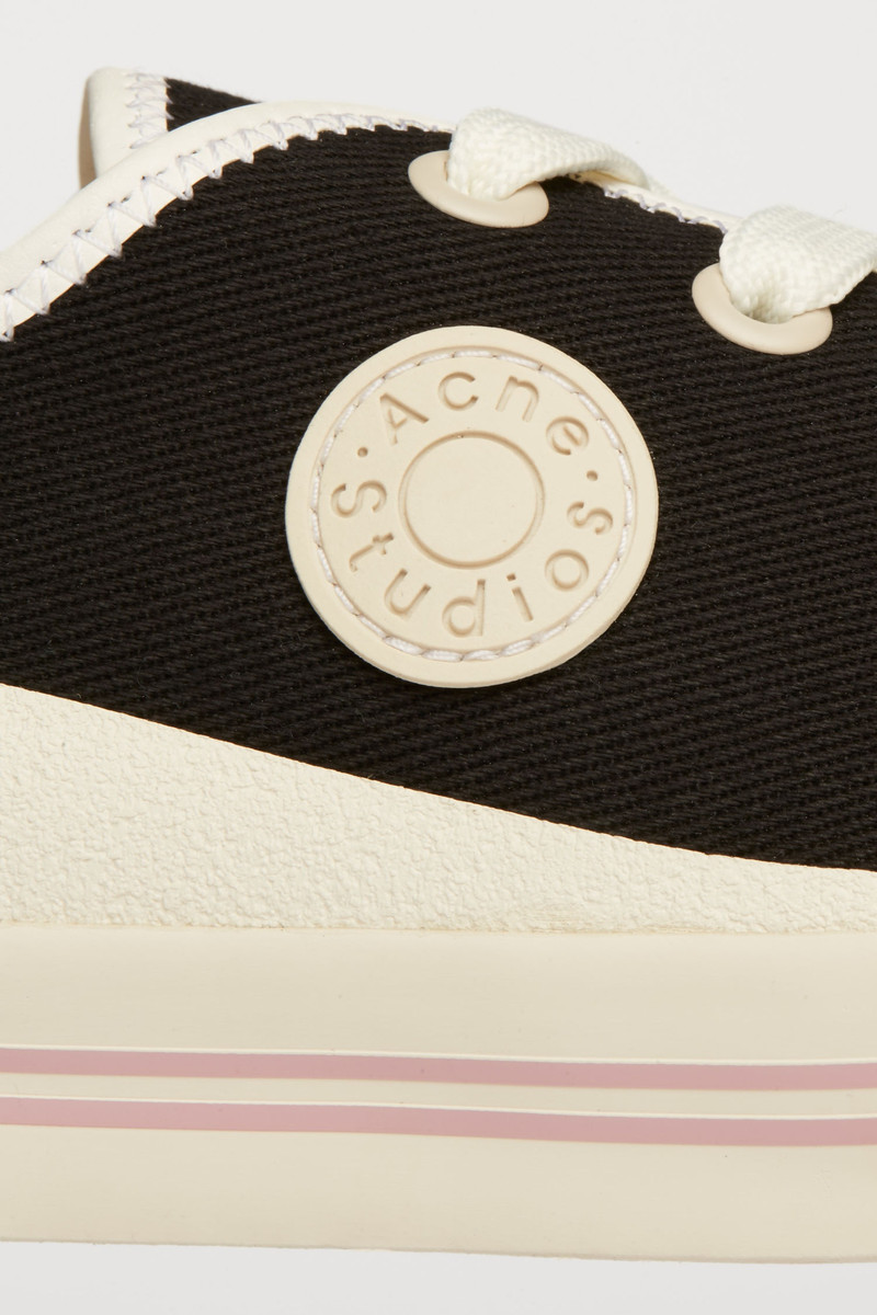Logo-patch canvas sneakers black 5