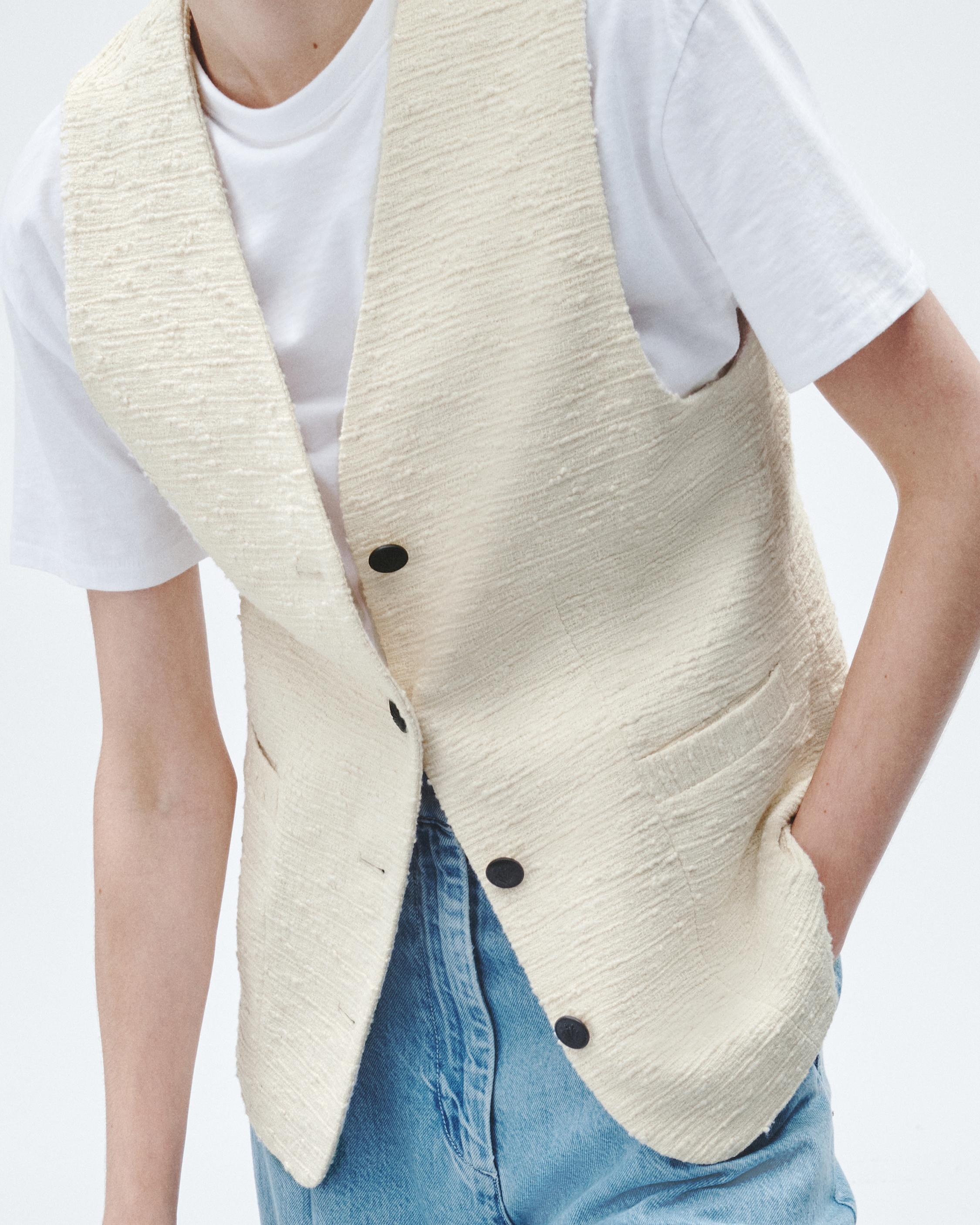 Charlotte Italian Tweed Vest
Relaxed Fit - 6