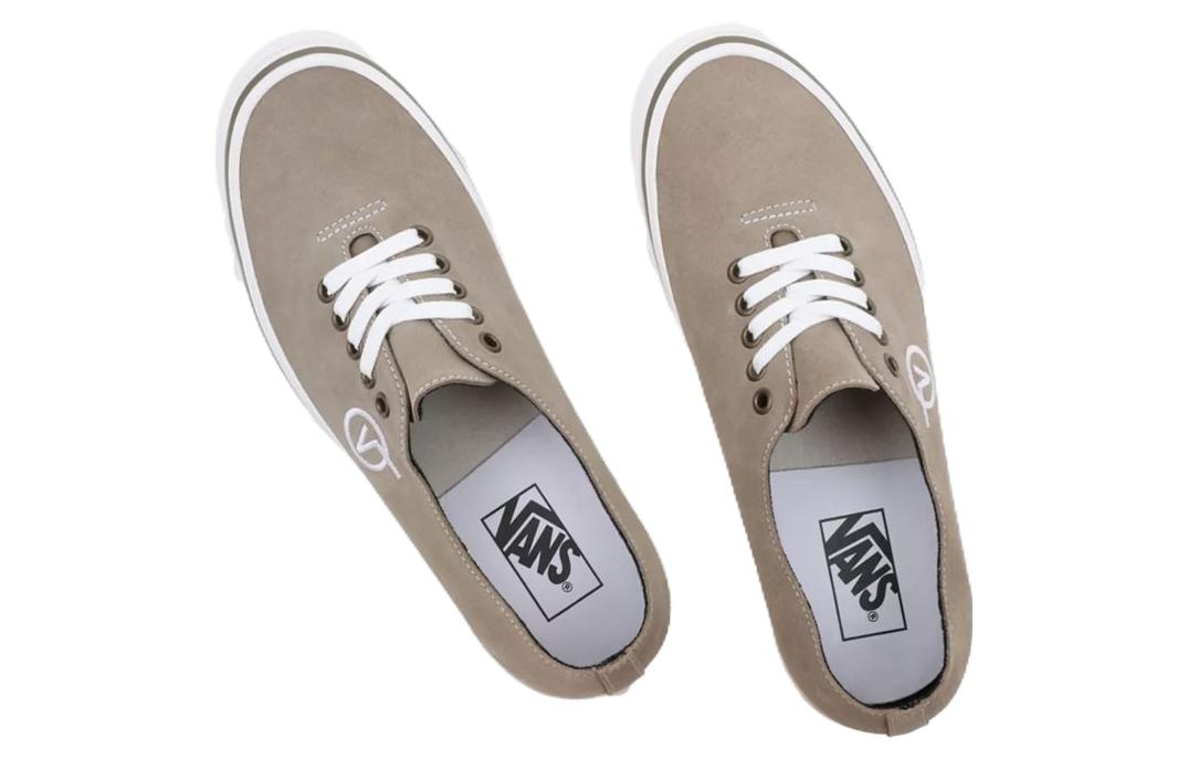 Vans Vans Authentic x One Piece 'Anaheim Factory Beige