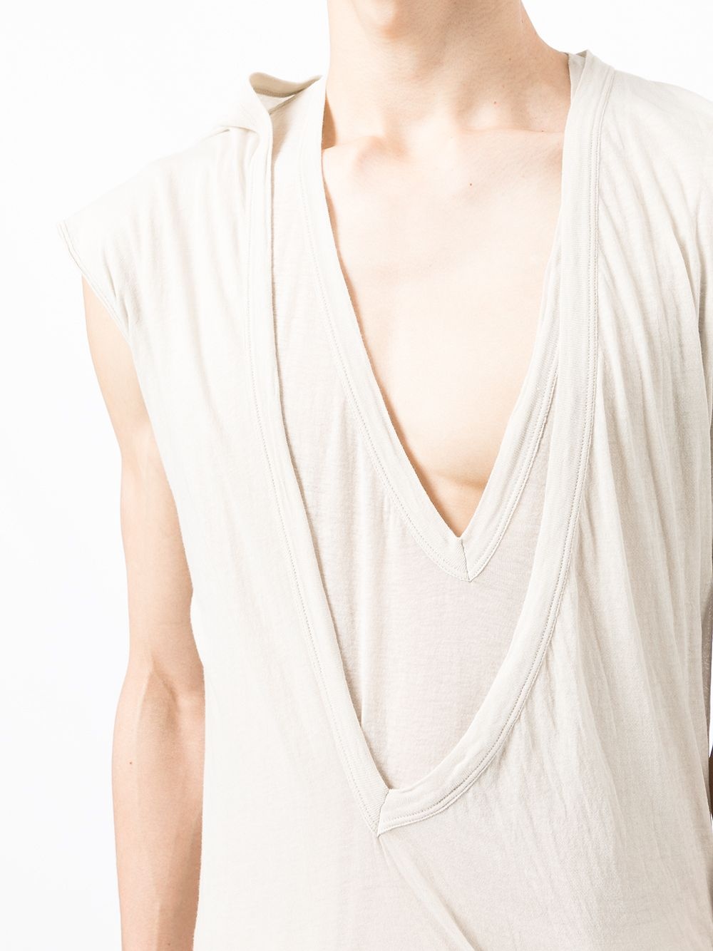 V-neck layered T-shirt - 5