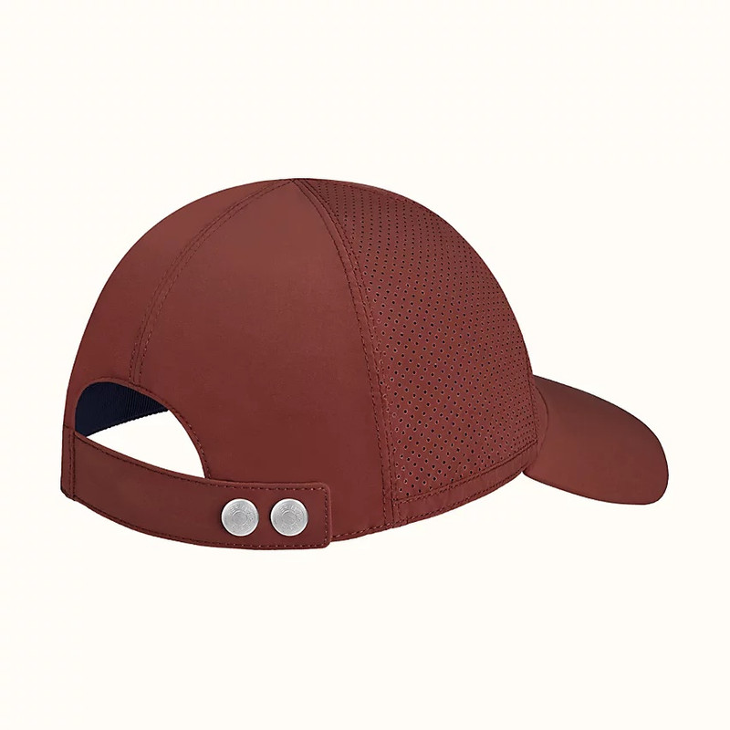 Hermès Dean cap outlook