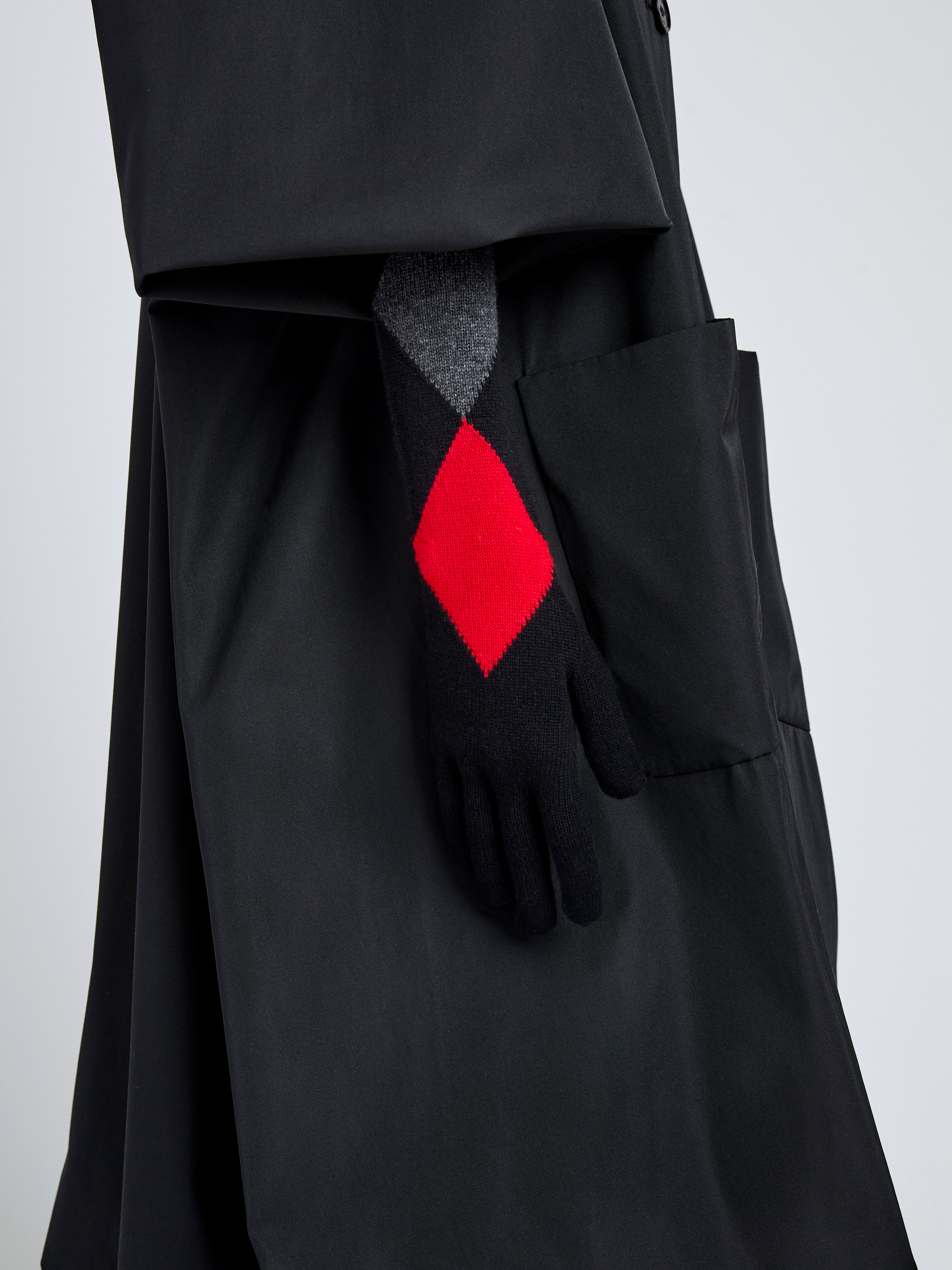 Vivian Gloves in Argyle Cashmere Knit - 2