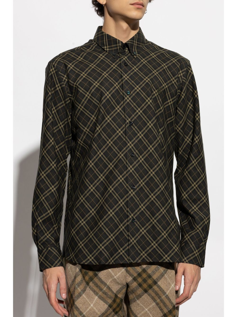 checkered shirt - 3