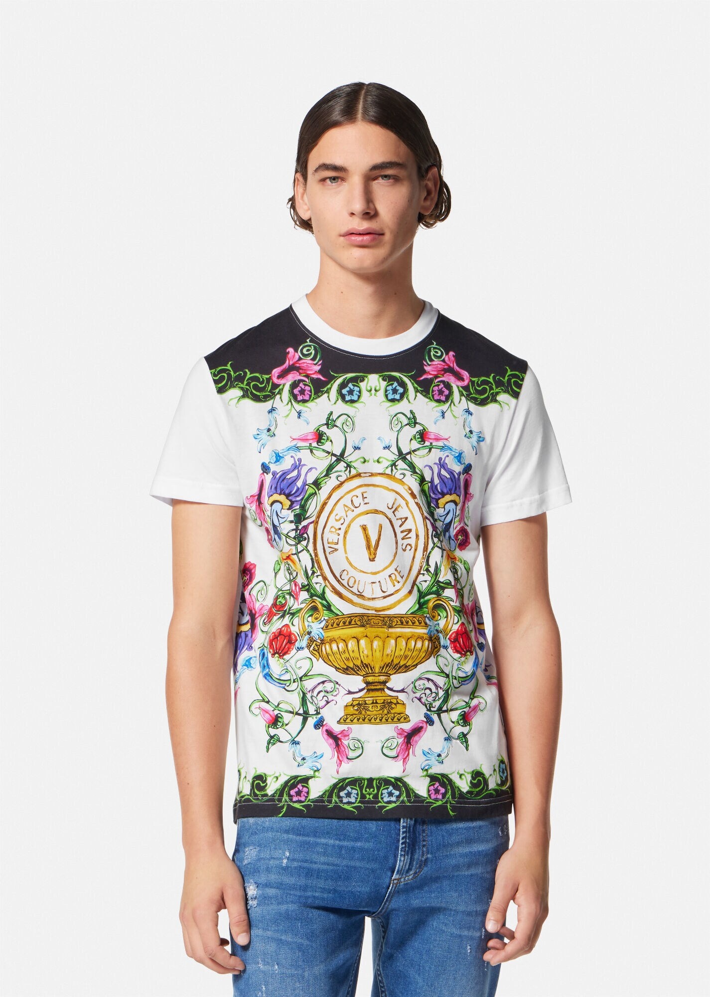V-Emblem Garden T-shirt - 3
