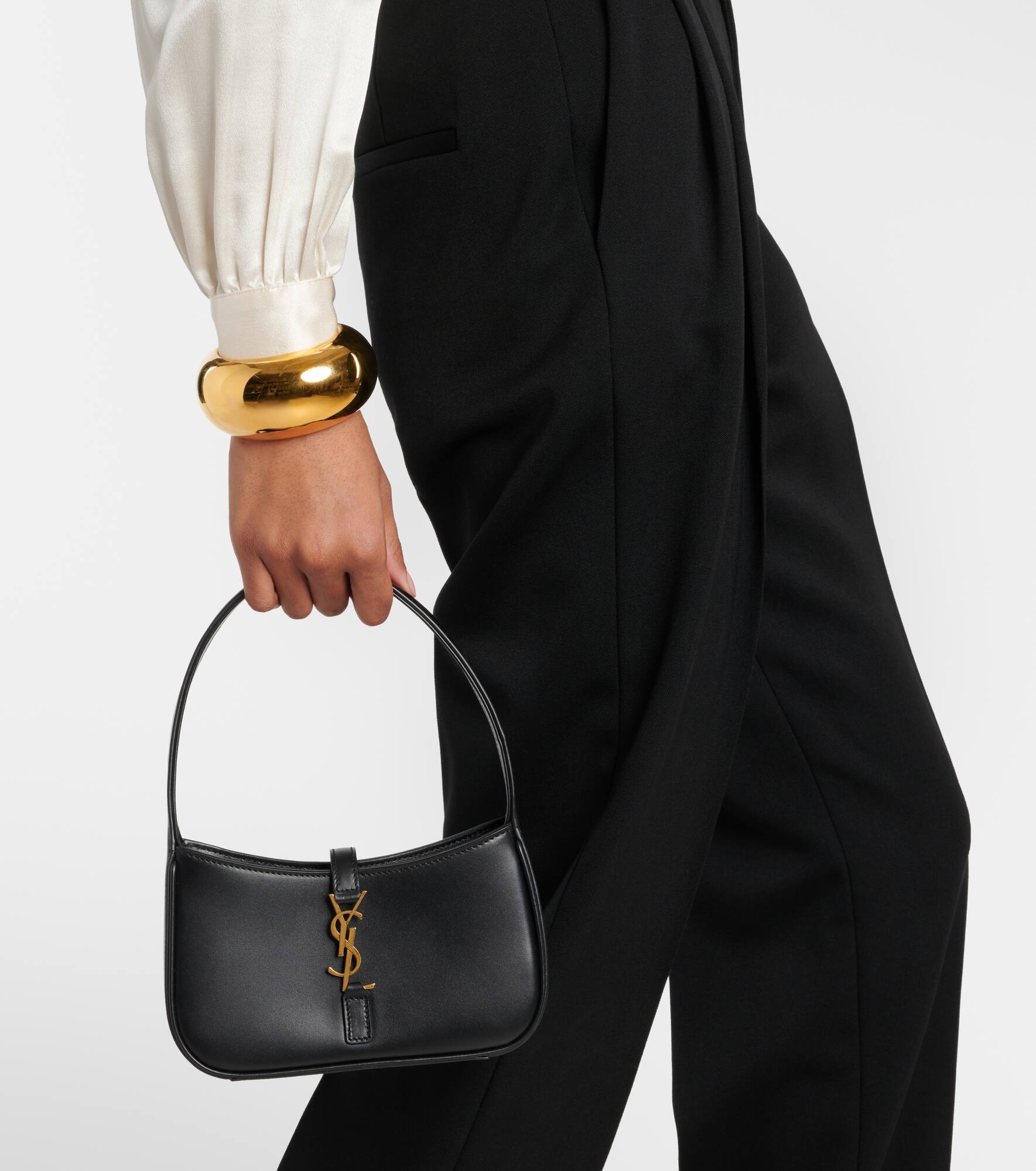 Le 5 à 7 Mini leather shoulder bag - 6