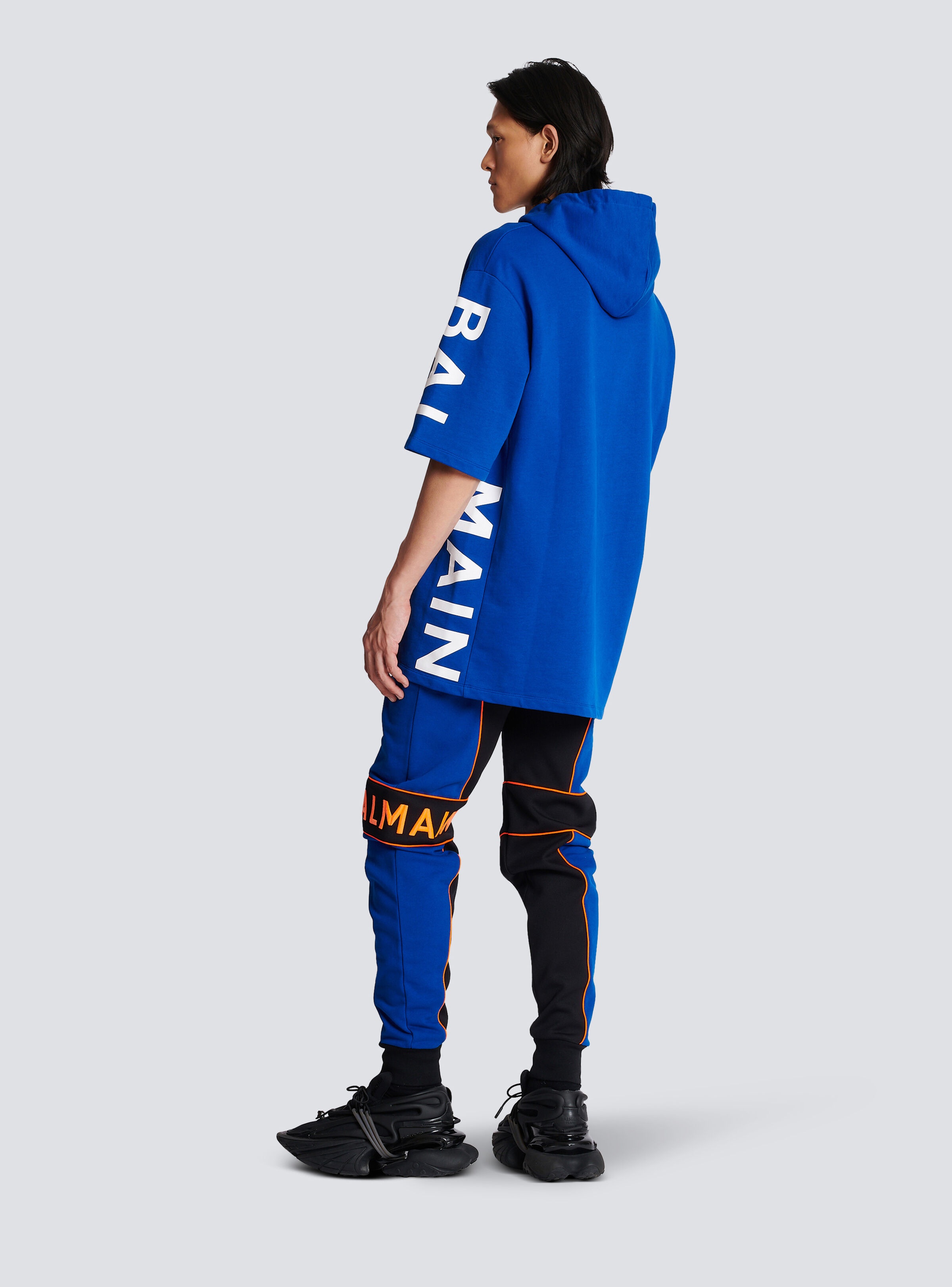Oversized hoodie in eco-responsible cotton with Balmain logo print - 4