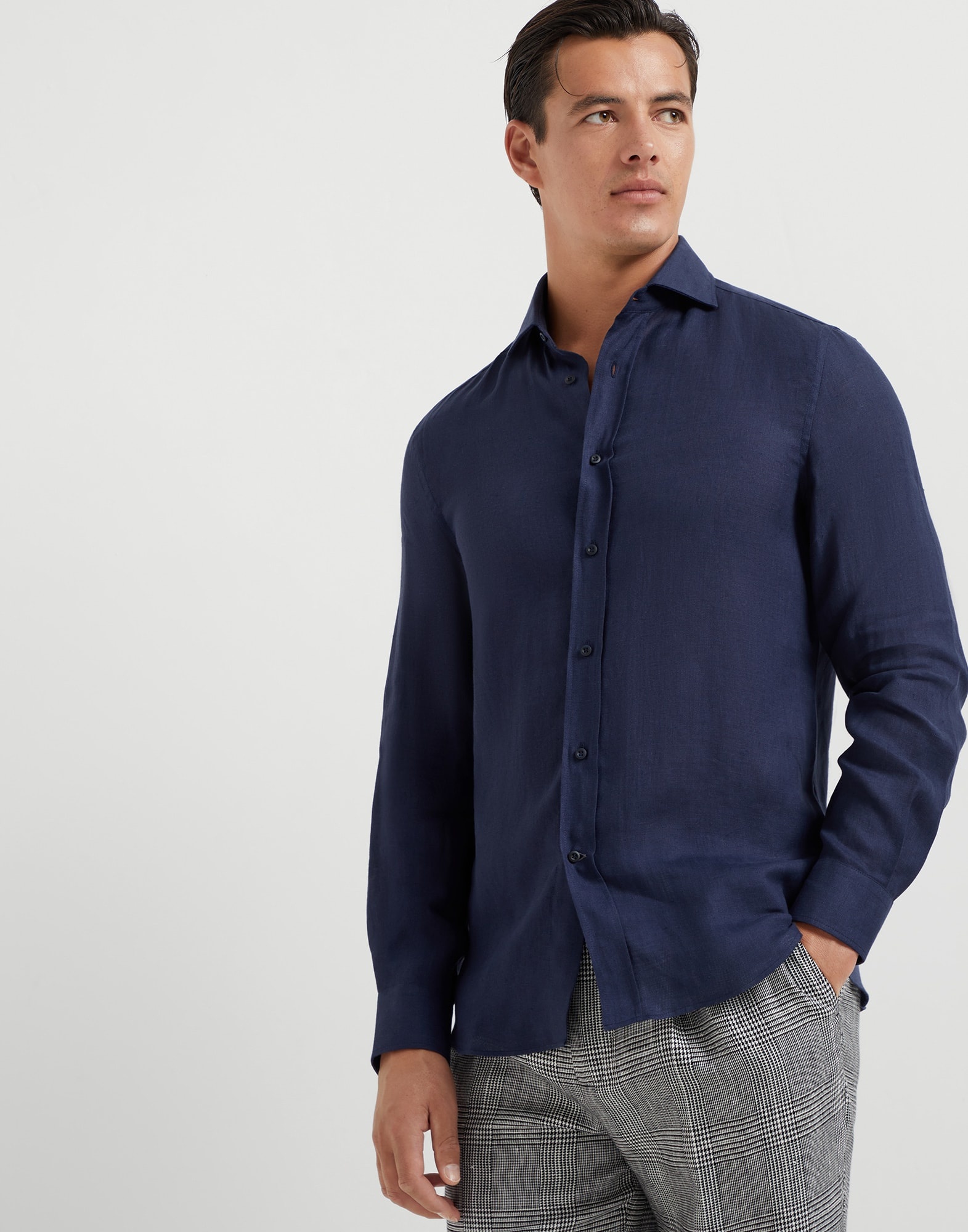 Linen easy fit shirt with spread collar - 1