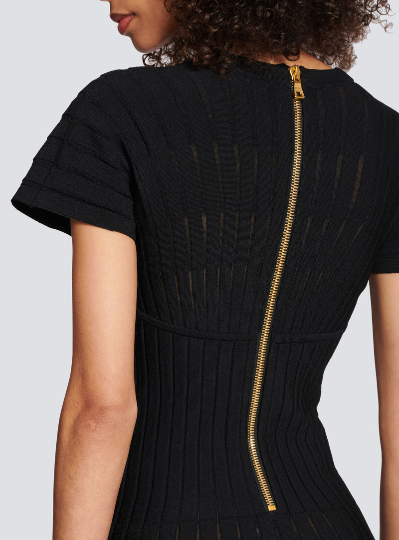 Short pleated knit dress 6