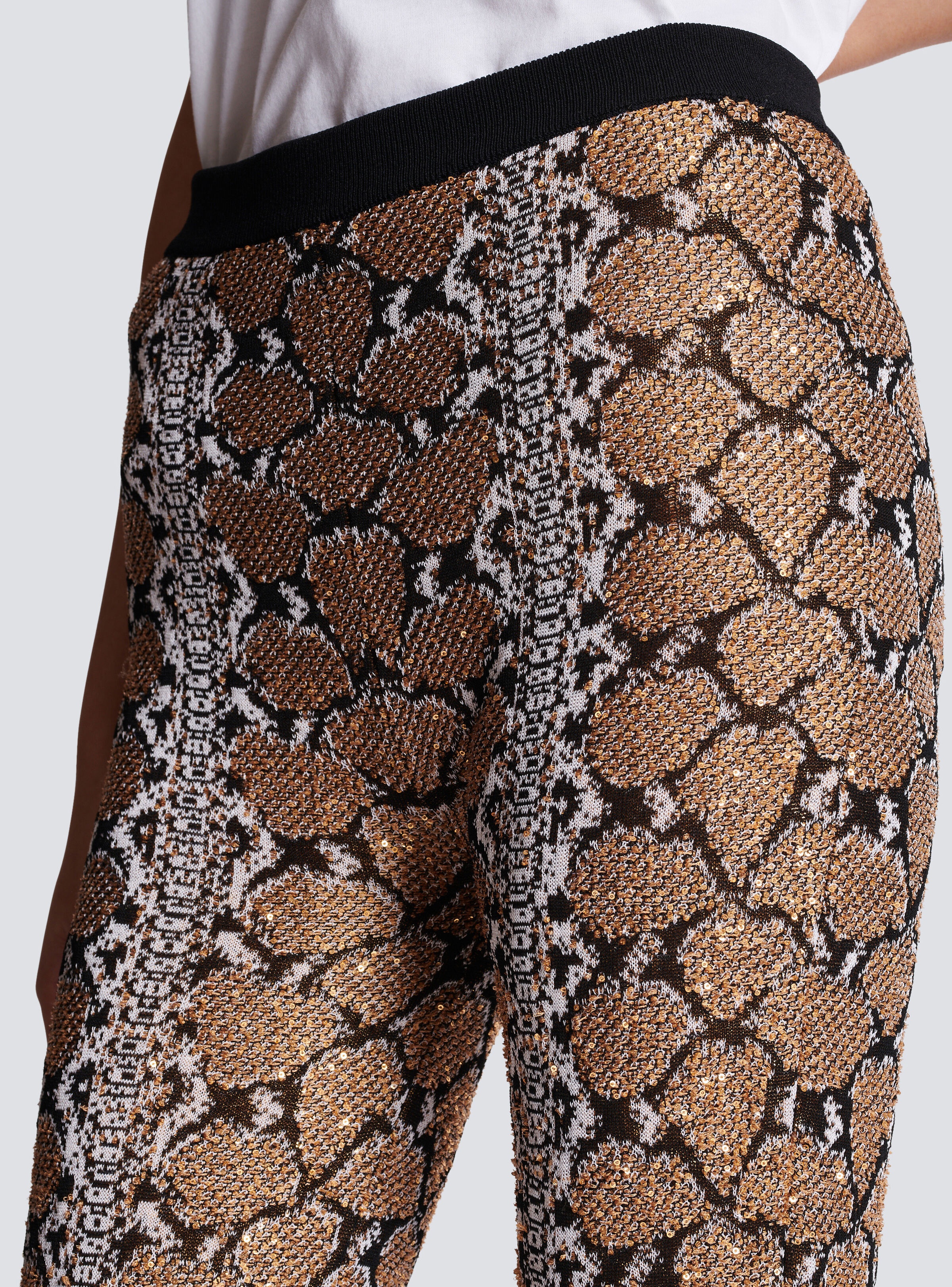 Snakeskin knit trousers - 6