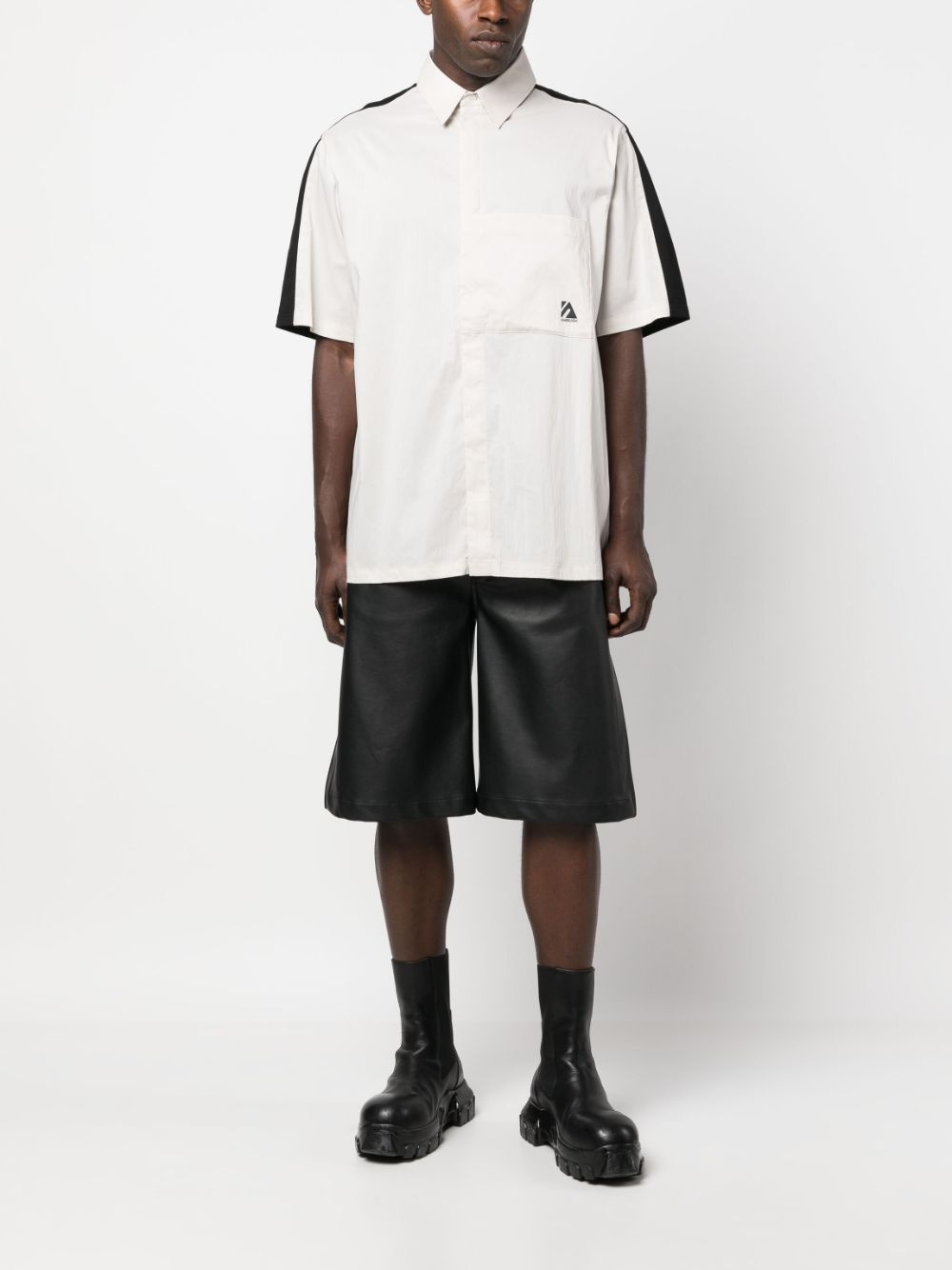 graphic-print short-sleeve shirt - 2