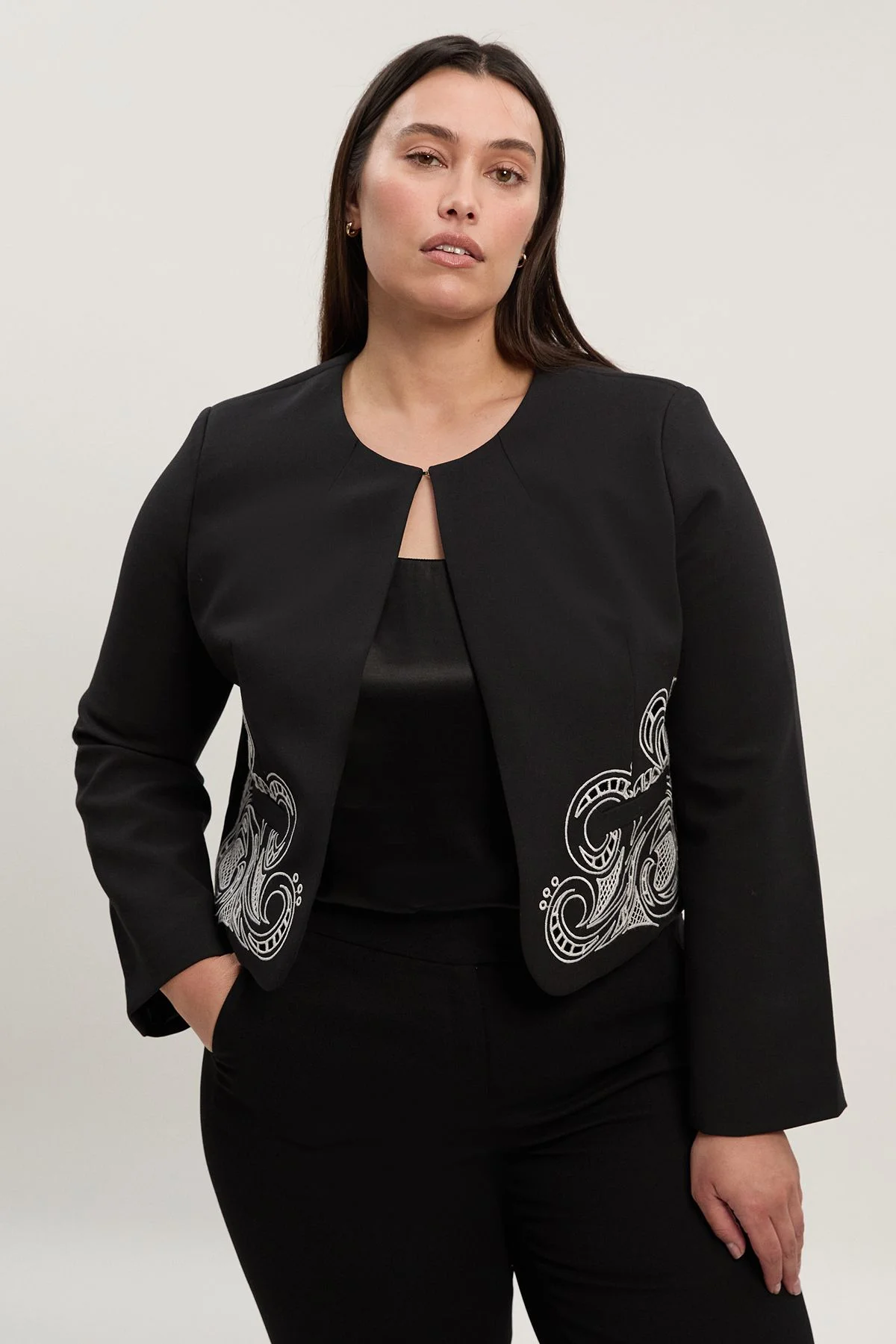 Plus Size Tailored Cutwork Detail Collarless Jacket - 1