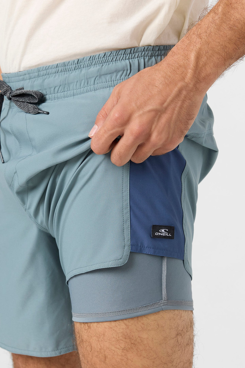 Perform Light Tech Panel Lined Elastic Waist 17" Hybrid Shorts 6