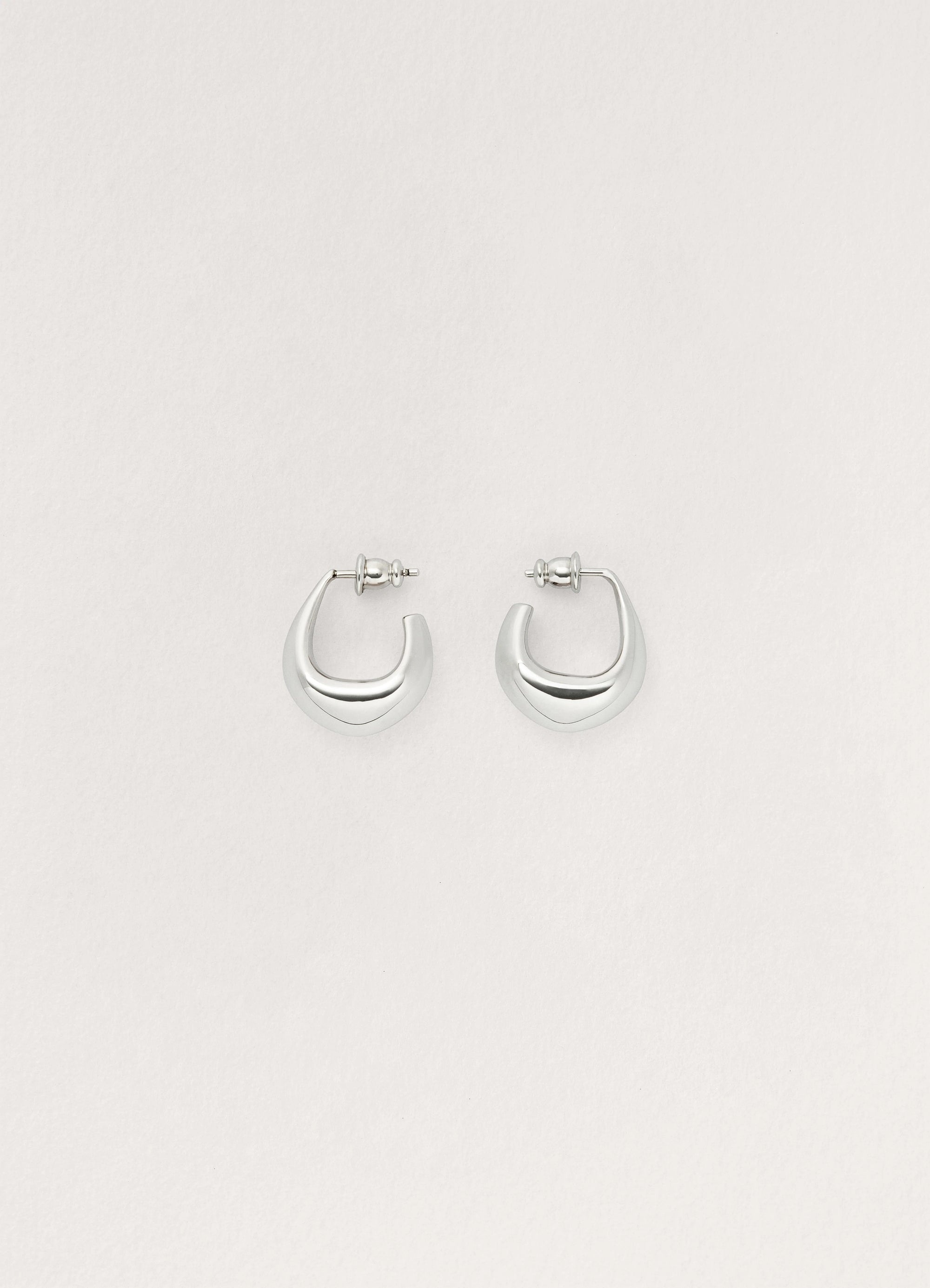 CURVED MINI DROP EARRINGS
BRONZE - 1