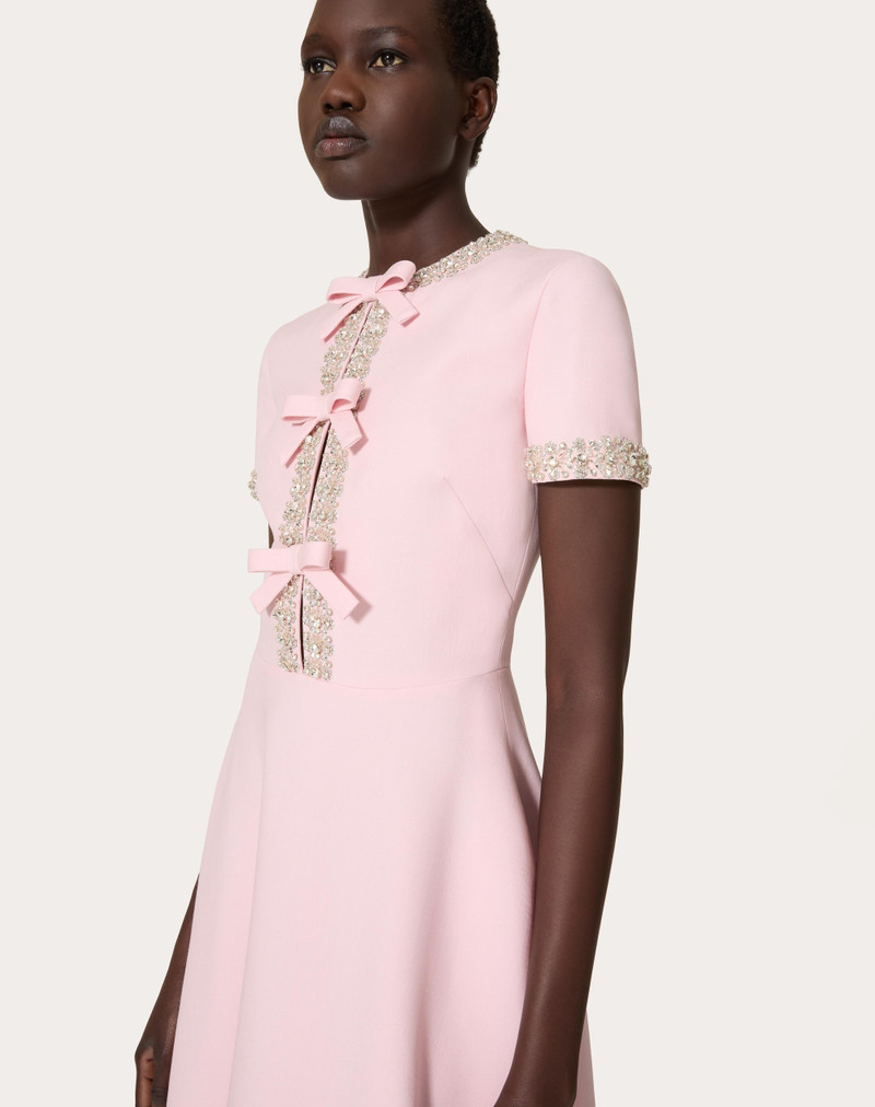 CREPE 기능 EMBROIDERED MIDI DRESS 5