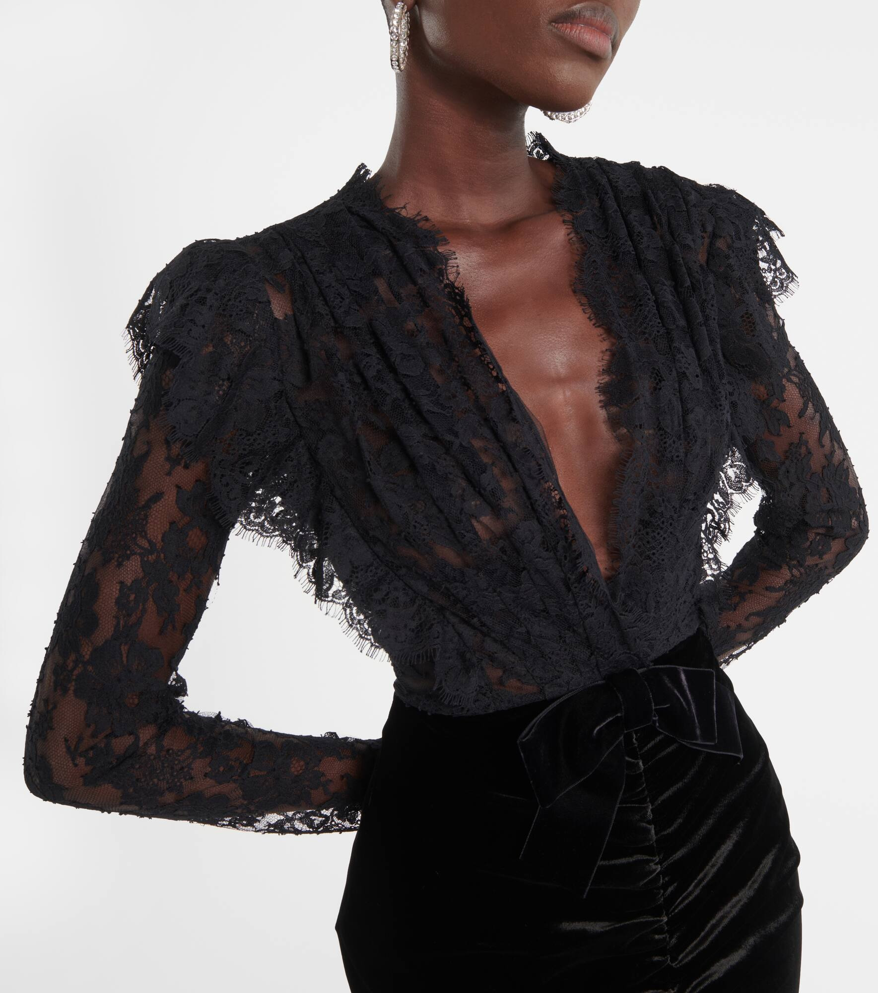 Lace and velvet gown - 4