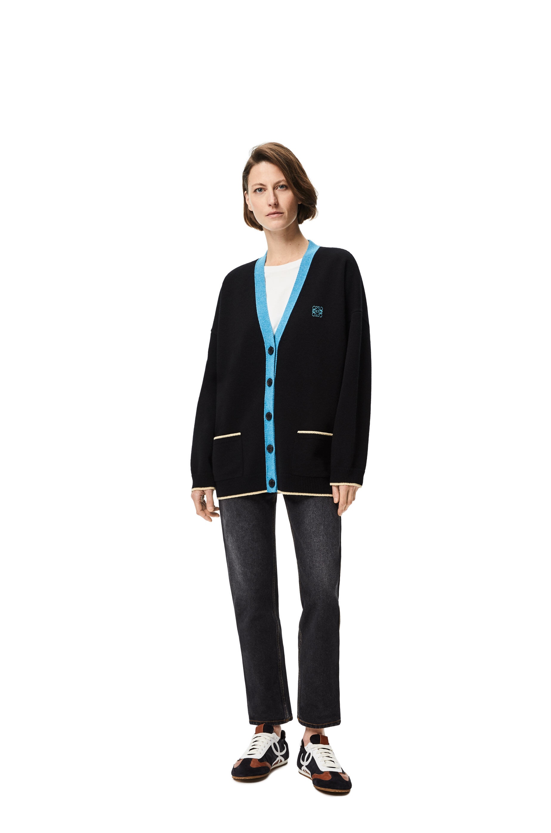 Anagram embroidered oversize cardigan in wool - 2