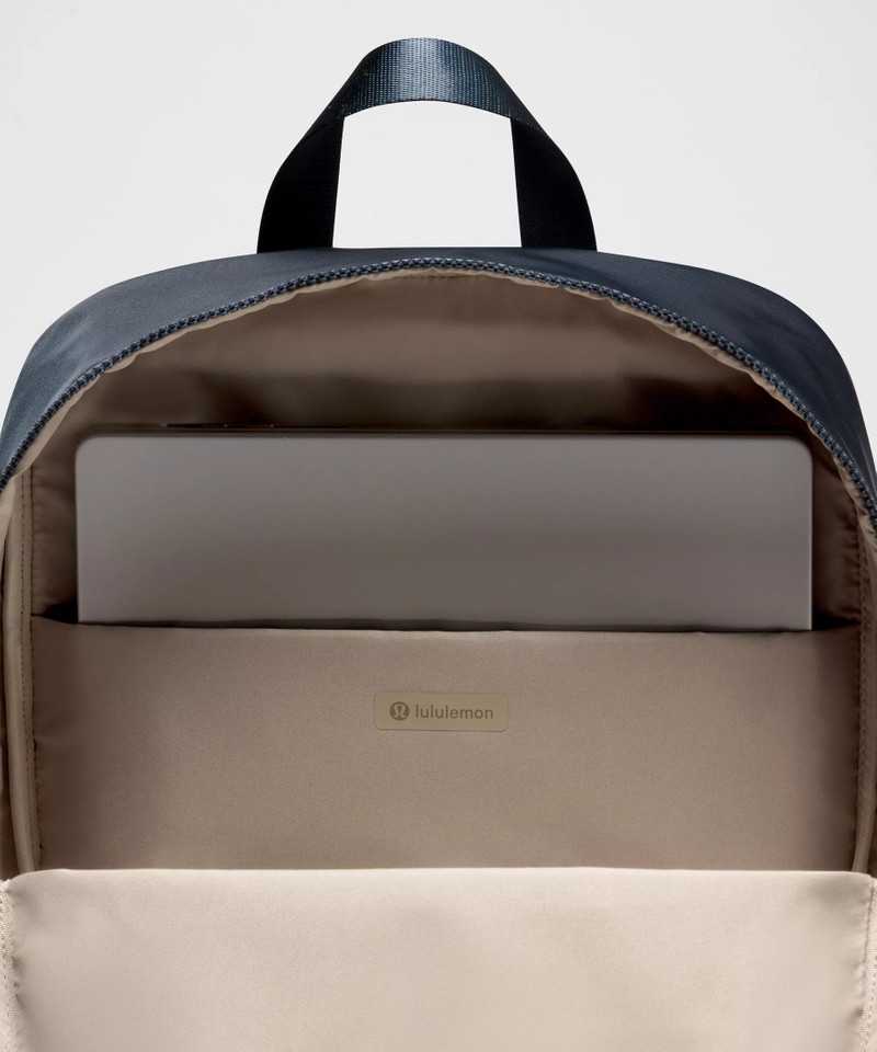 Everywhere Backpack 22L 5