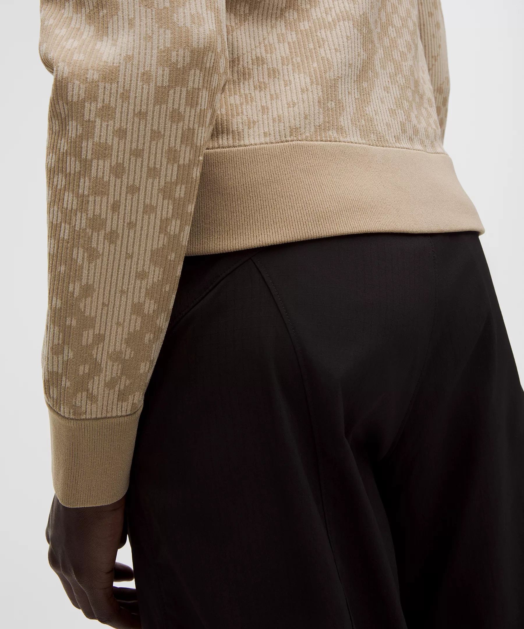 Two-Tone Fitted Full-Zip Sweater *SLNSH Collection - 7