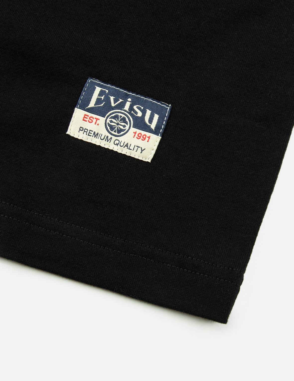 MULTI-PRINT AND MULTI-POCKET REGULAR FIT T-SHIRT - 11