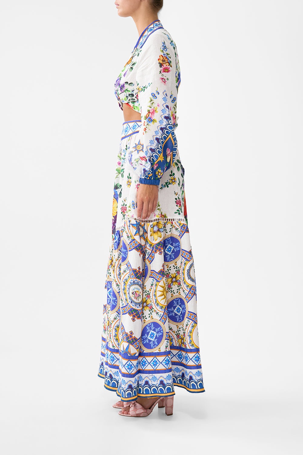 SKIRT WITH SHAPED SEAM - 4