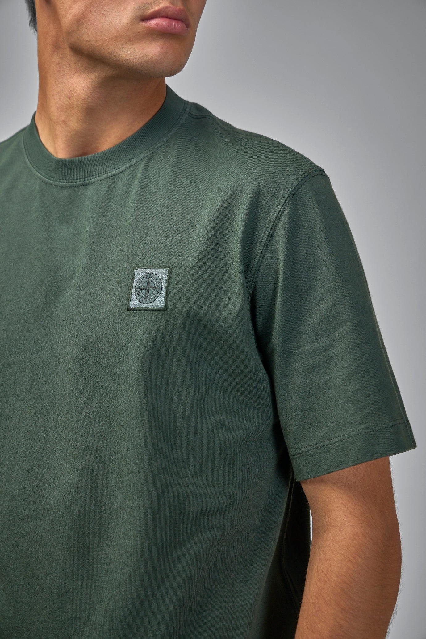 Compass Badge T-Shirt - 4