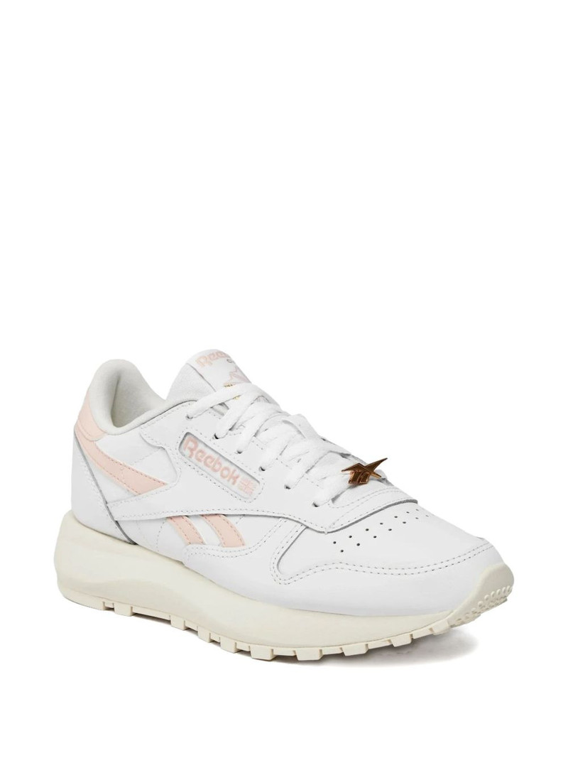 Reebok Classic leather sneakers outlook