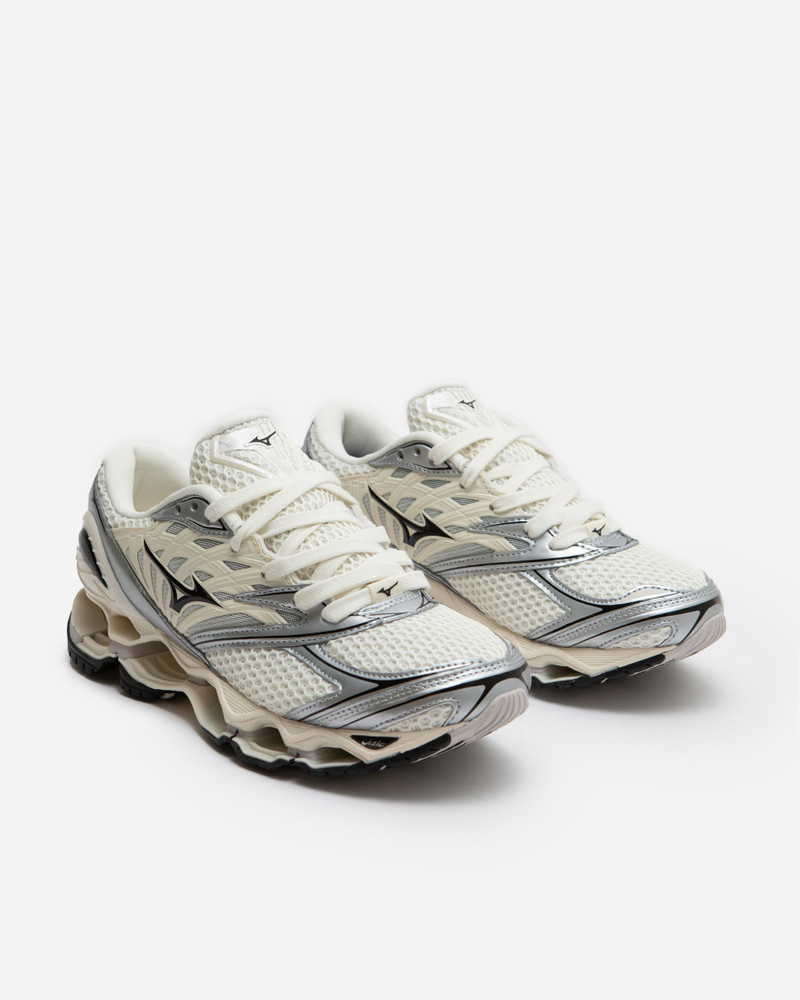 Mizuno Wave Prophecy LS outlook