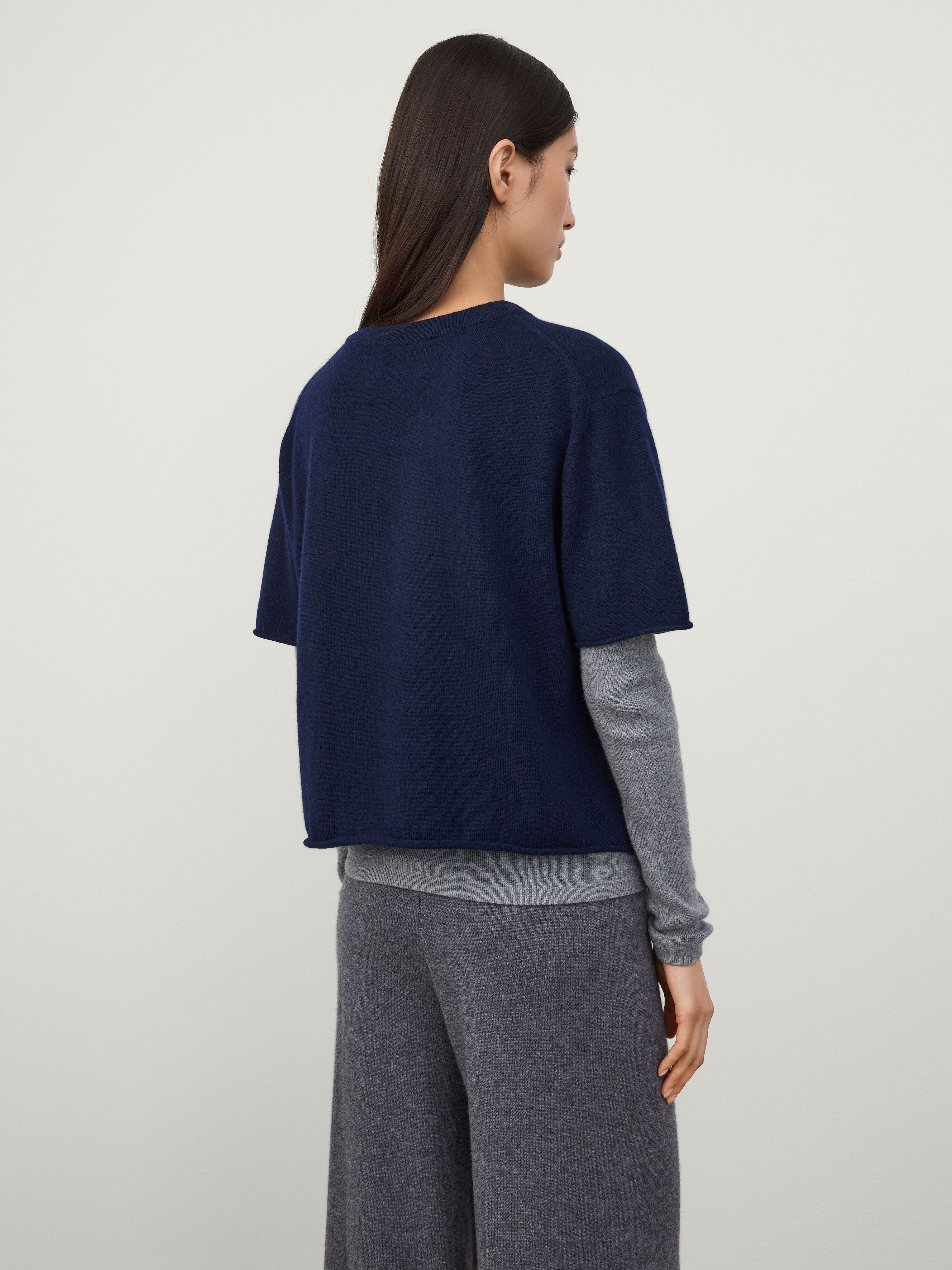 The Cila T-shirt - 5