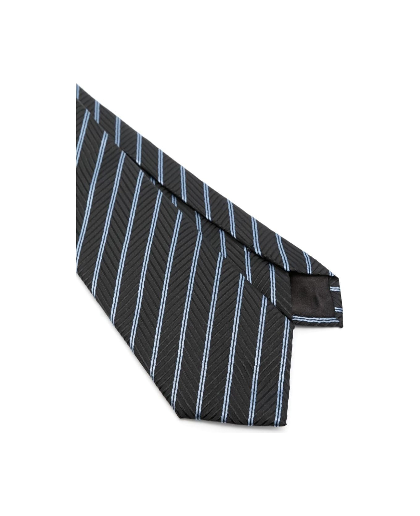 Tie - 3