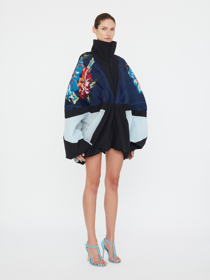 Hibiscus 2 Way Pleated Spray Jacket 4