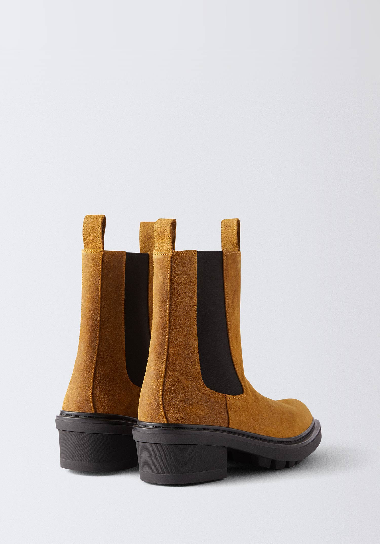 NIKITA II WAXY SUEDE OCHRE - 3