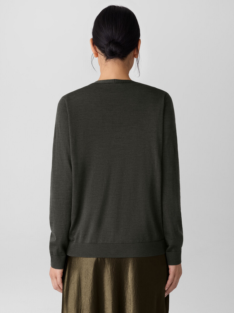 Superfine Merino Cardigan in Regenerative Wool 4