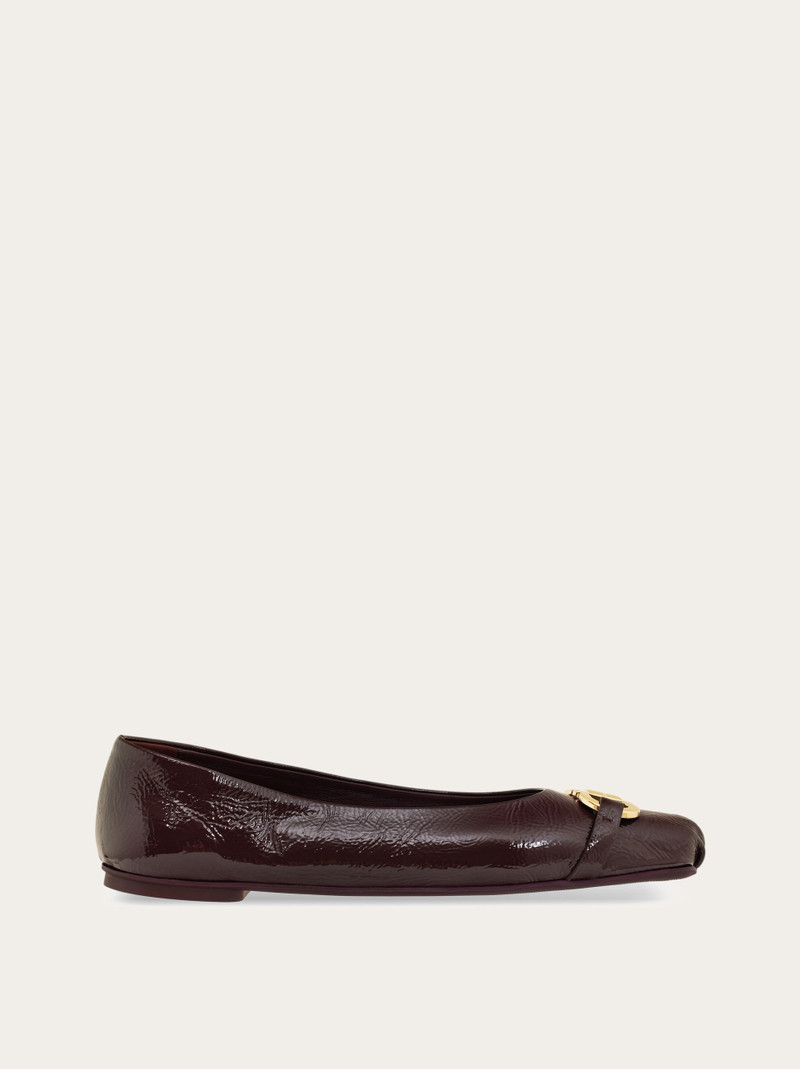 Ballet flat with Gancini ornament - 1