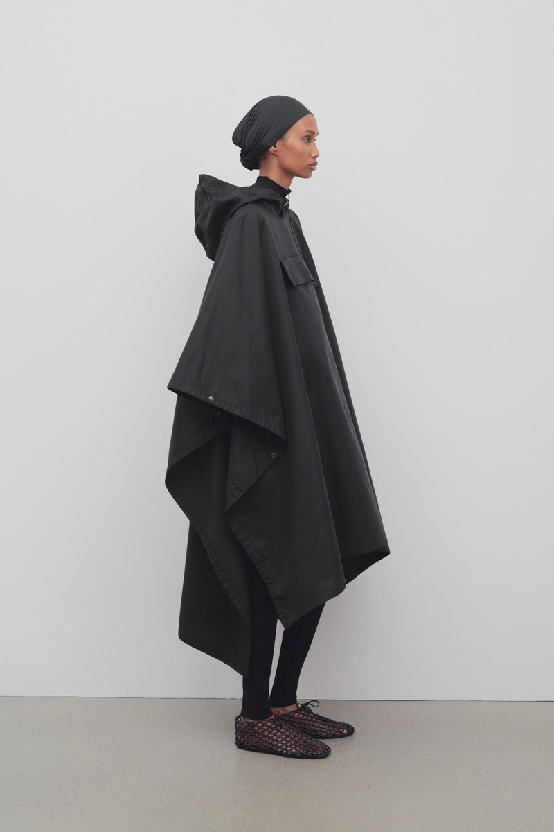 Rian Coat in Nylon 4