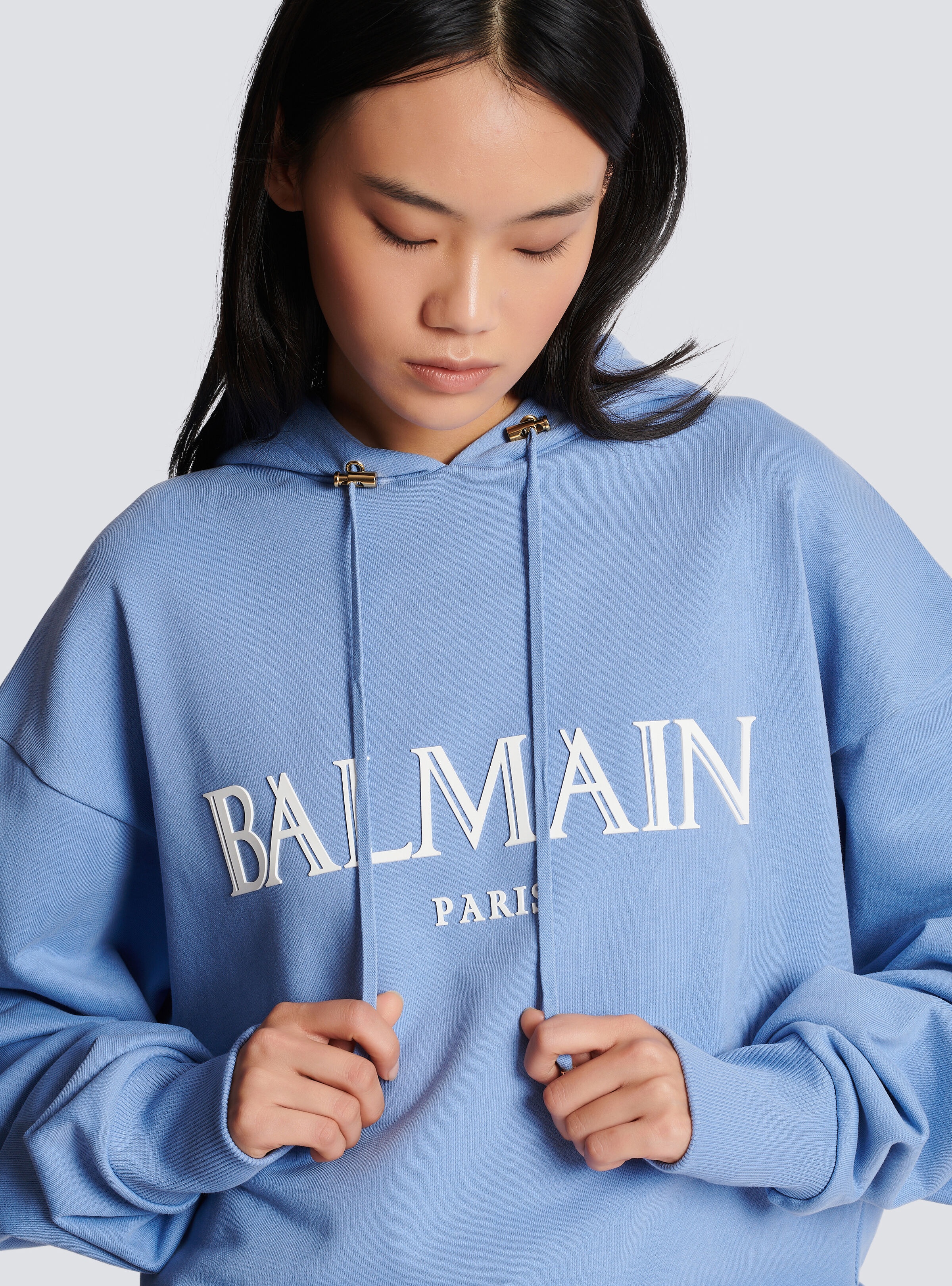 Cropped hoodie with rubber Roman Balmain logo - 7