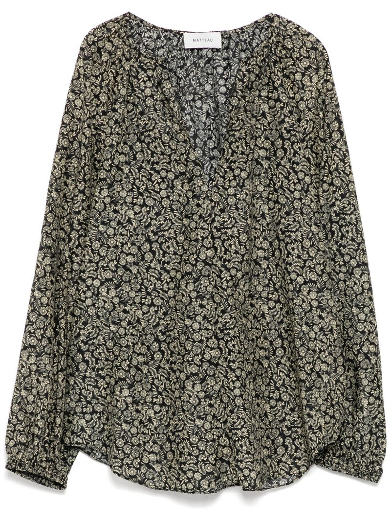 Voluminous blouse 1