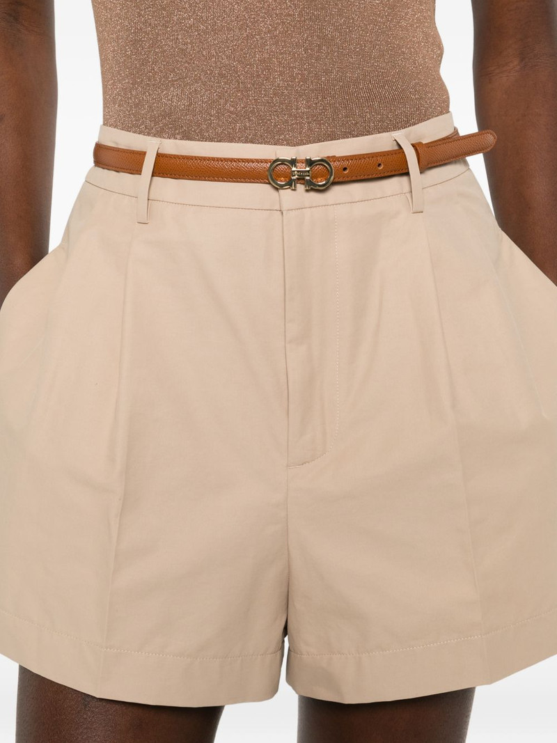 pleated shorts 5