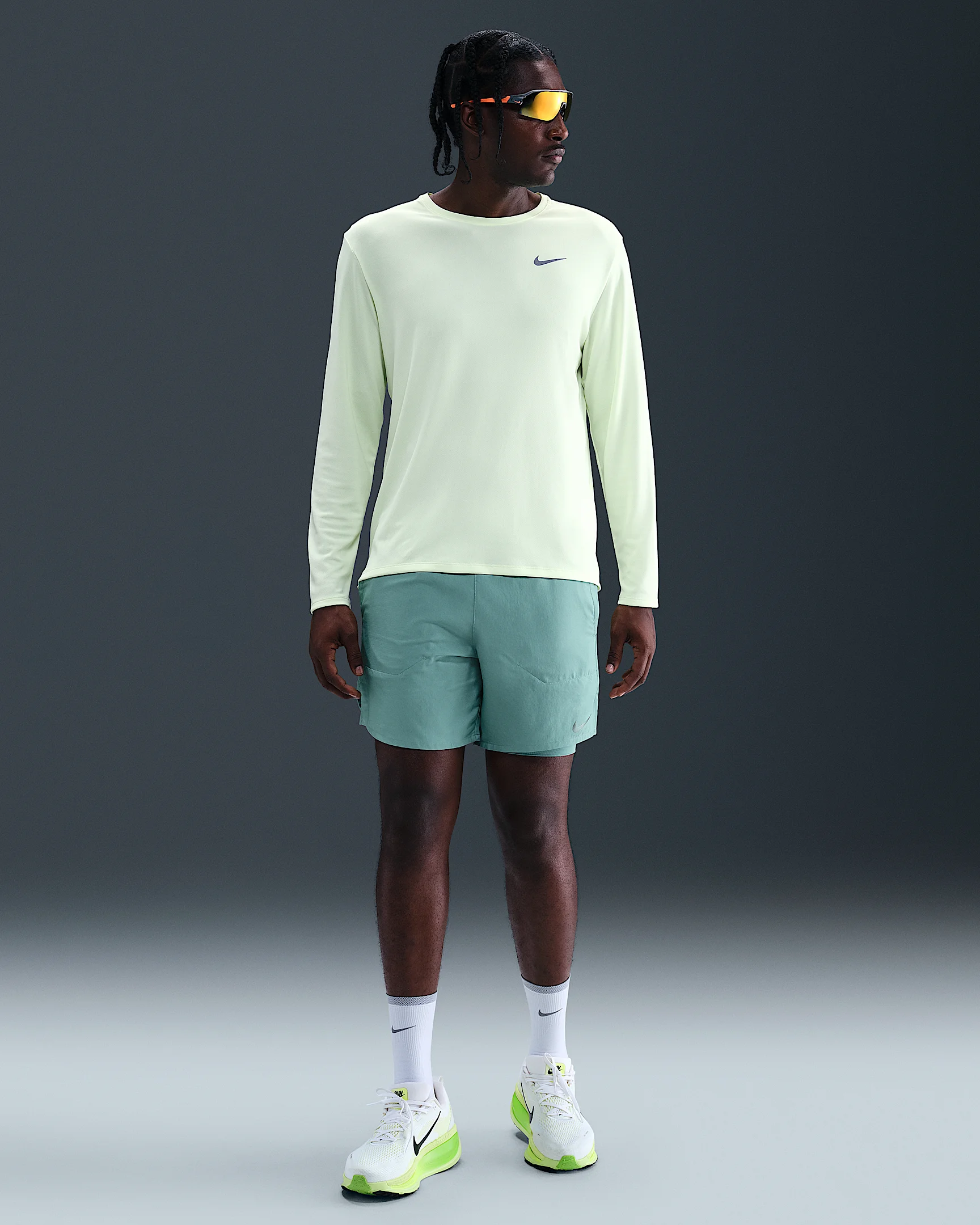 Nike Stride Men's Dri-FIT 7" 2-in-1 Running Shorts - 1