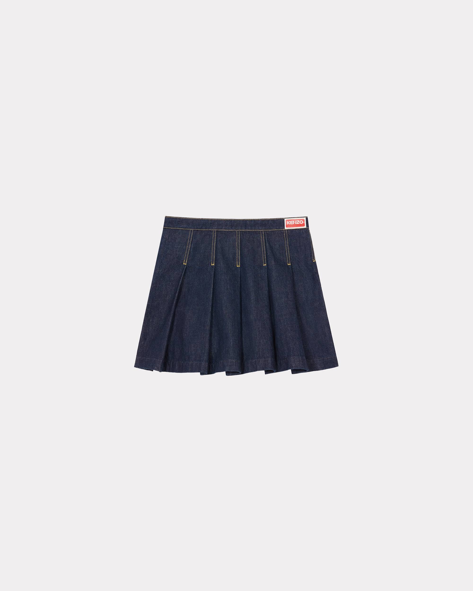 Short skirt. - 2
