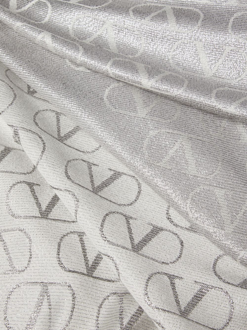 VLogo Signature jacquard shawl - 3
