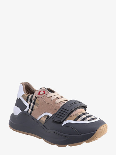 Burberry SNEAKERS outlook