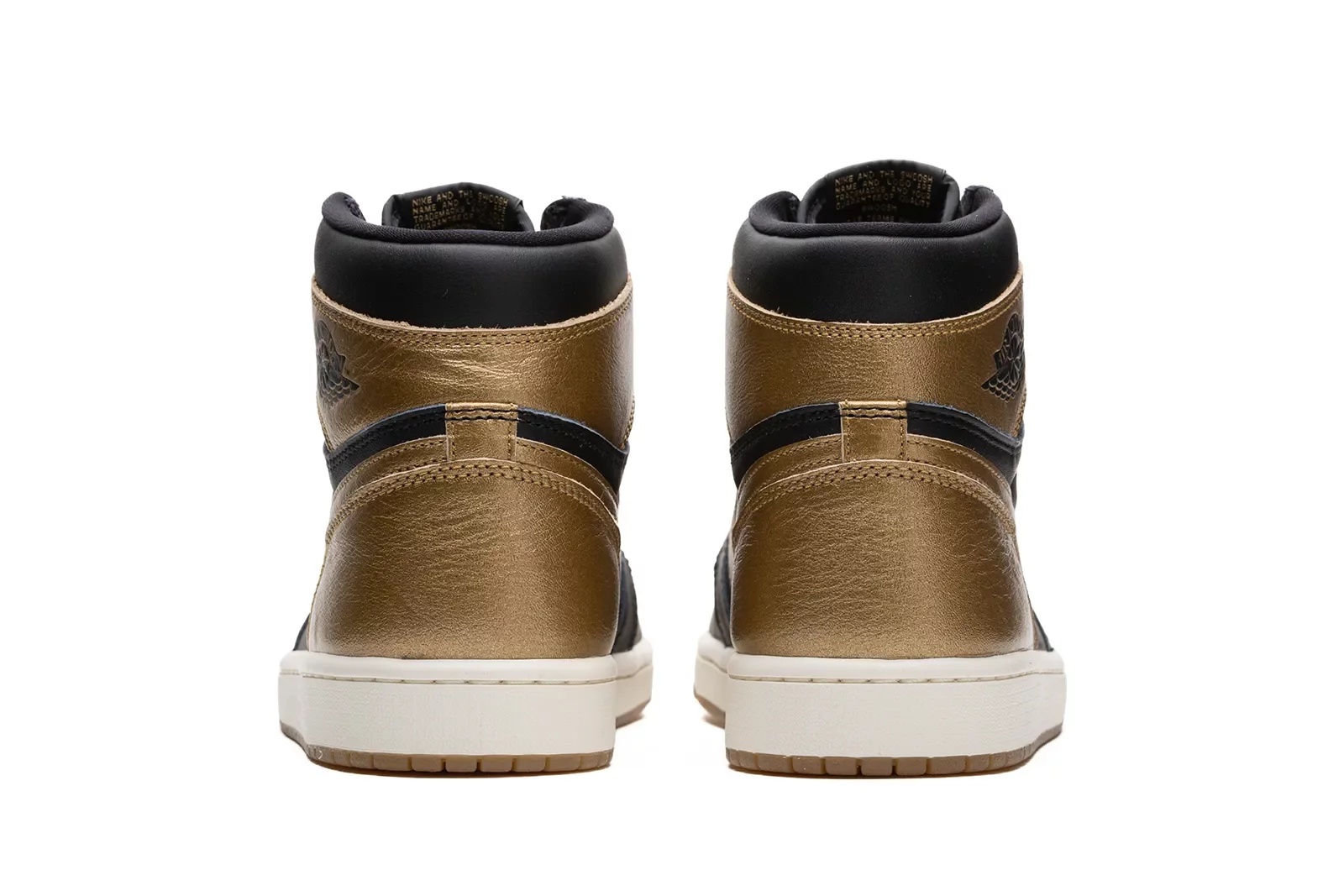 Air Jordan 1 Retro High OG "Black and Gold" - 4