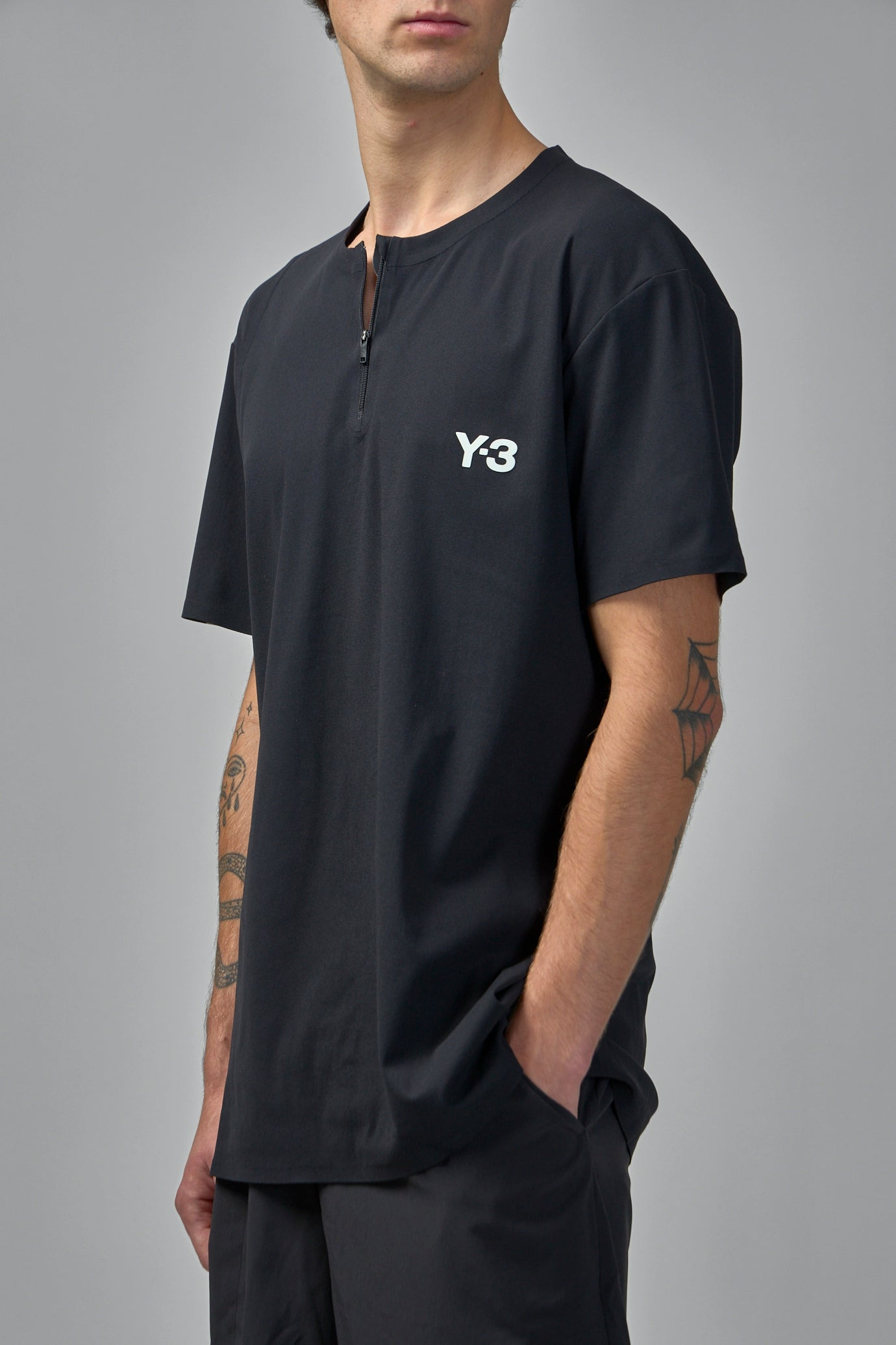 Zip Tee - 4