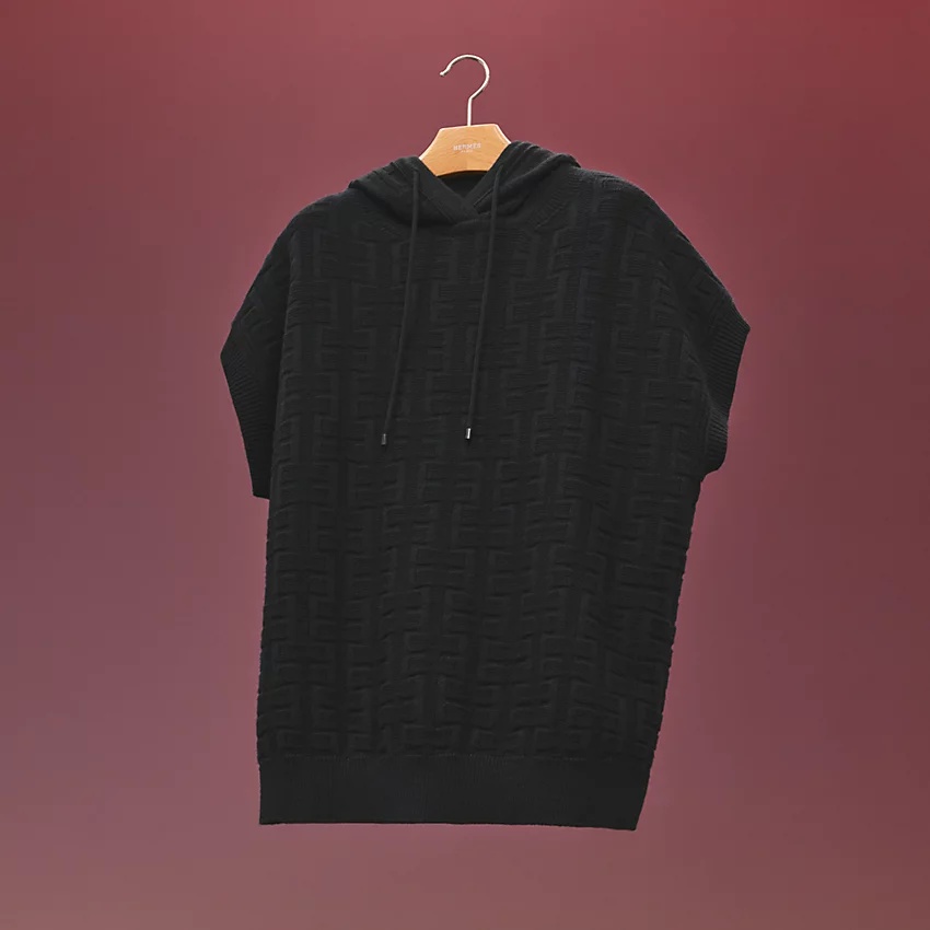 Sleeveless sweater - 4