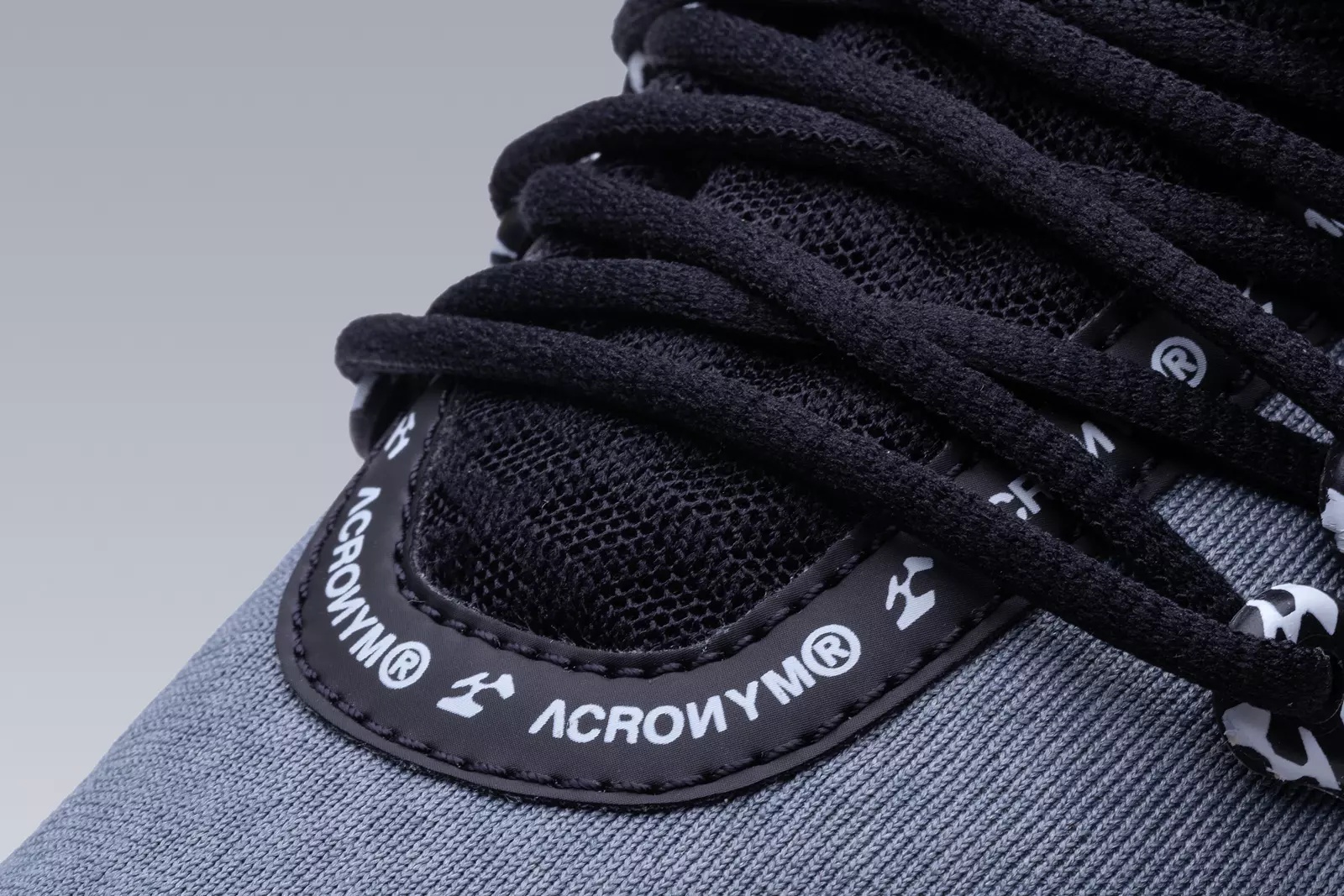 APM2-001 Nike® Air Presto Mid / Acronym® Cool Grey / Black / Black - 11