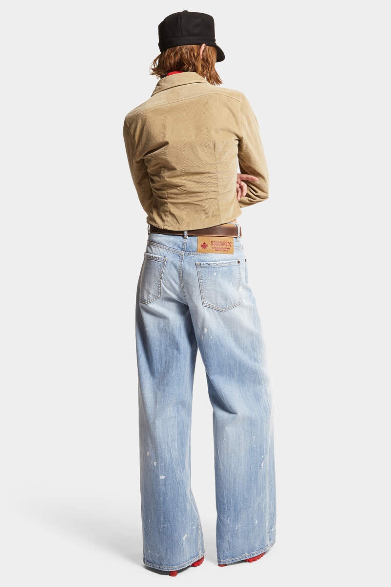 LIGHT BLEACH WASH TRAVELLER JEANS - 4