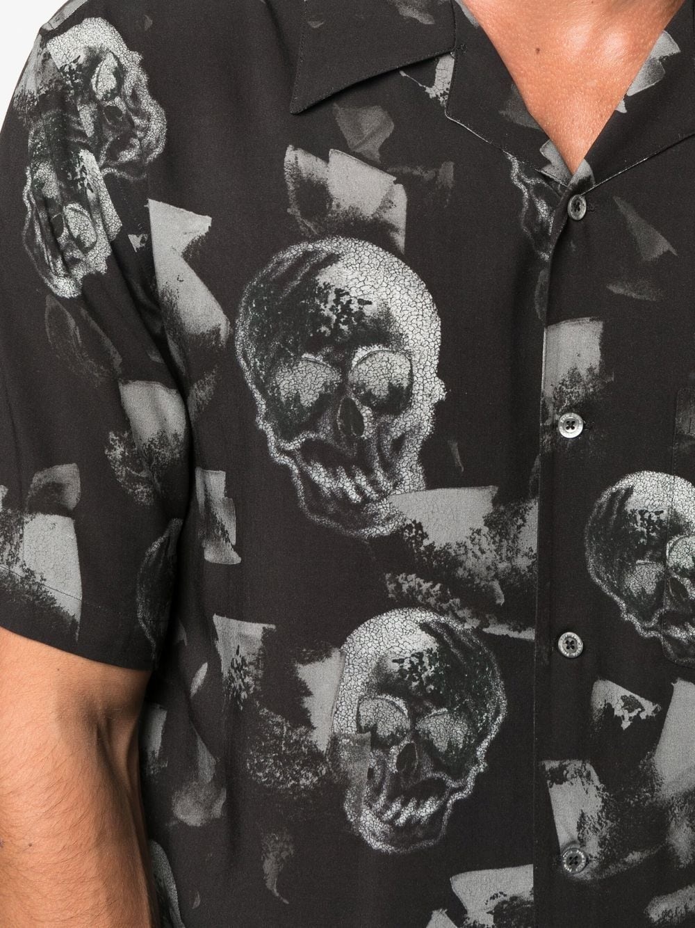 skull-print short-sleeved shirt - 5