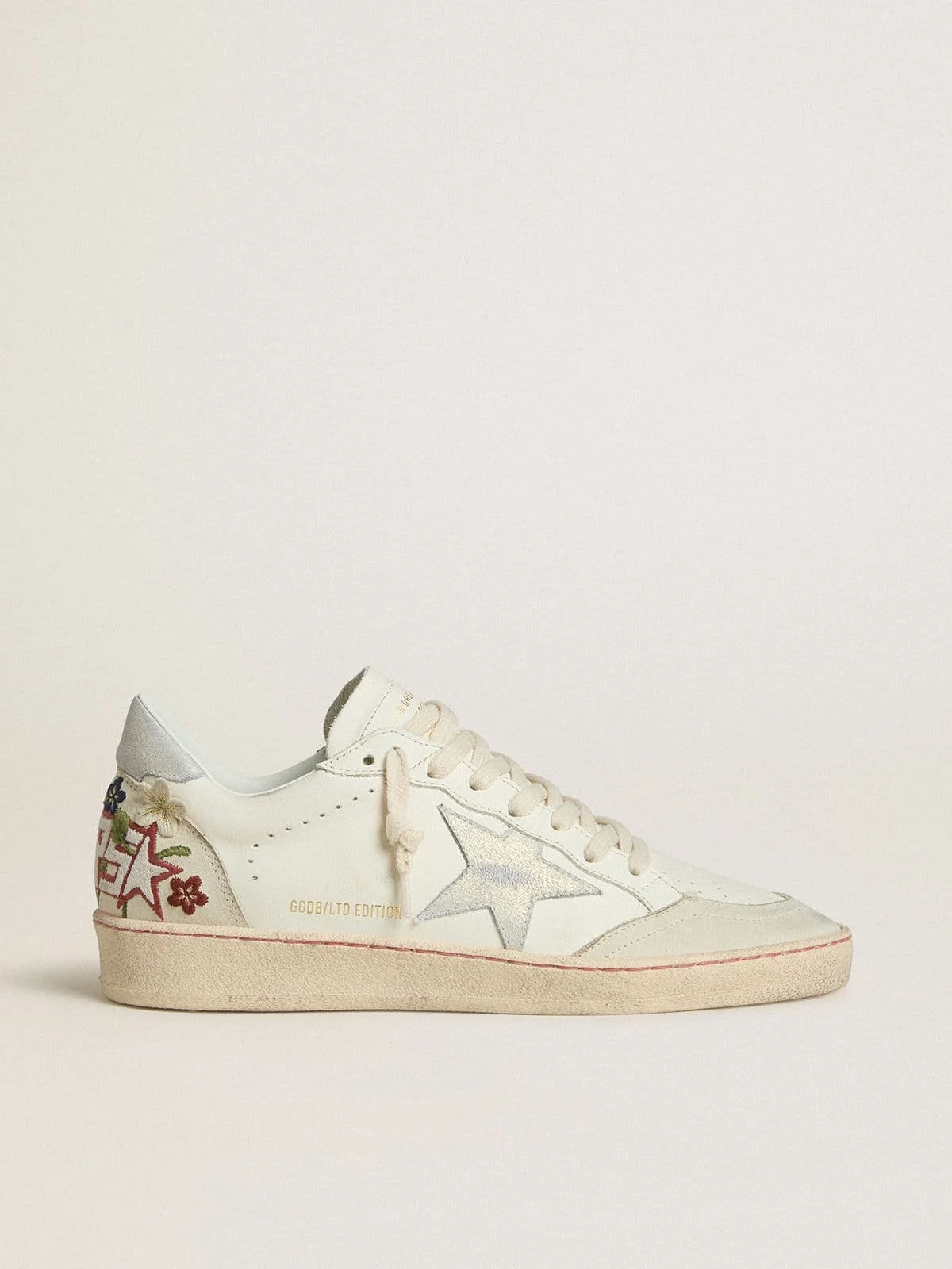 Women’s Ball Star in leather with platinum suede star and multicolor floral embroidery - 1