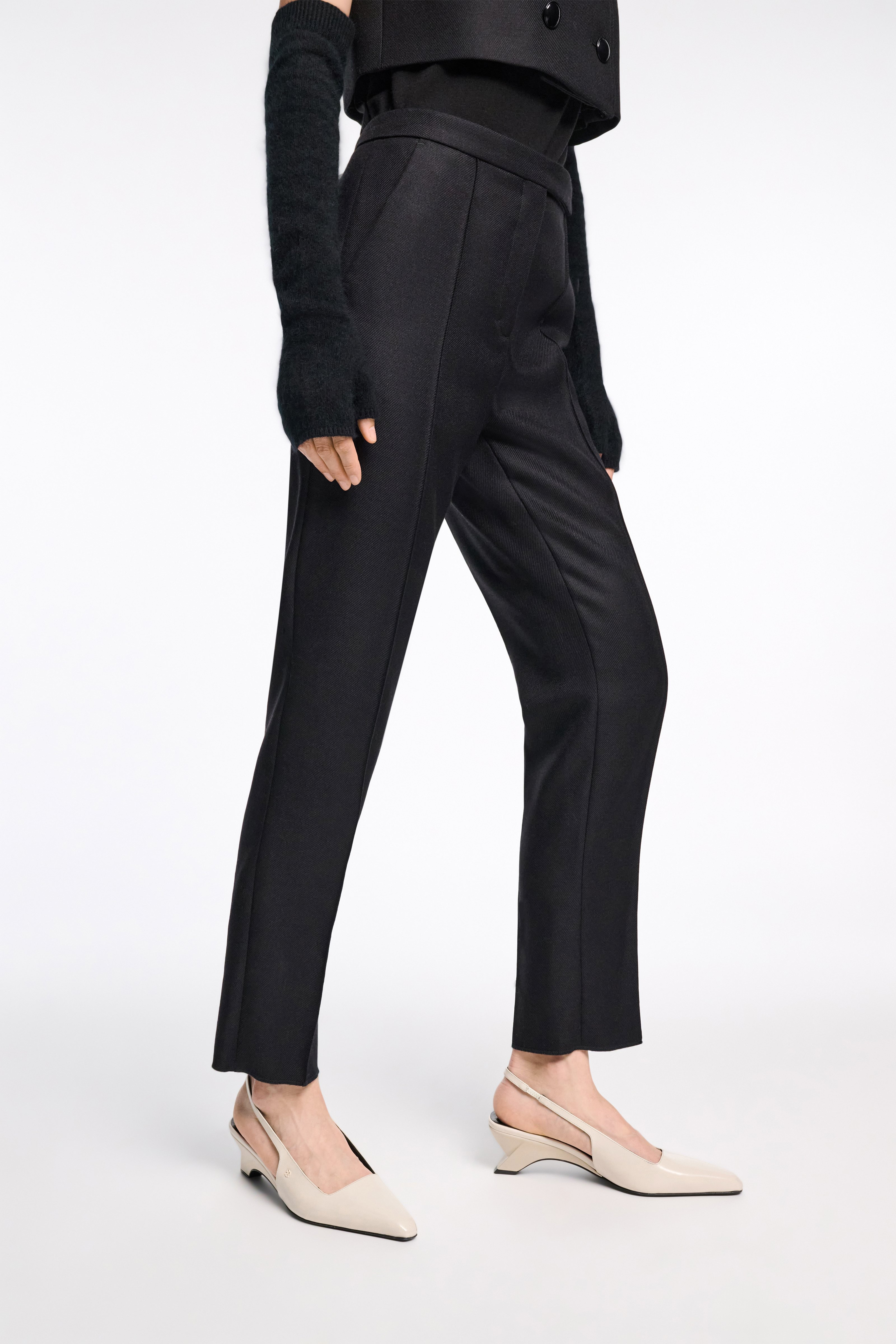 STRIKING COOLNESS pants - 3